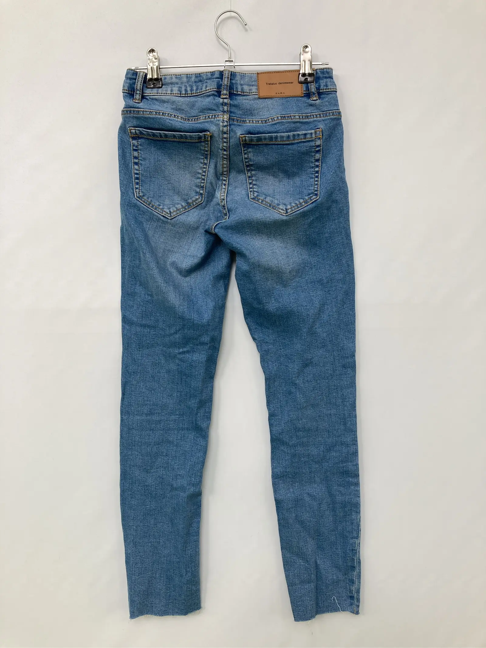 https://r2-worker.digdig.jp/product/1730e2c7-2bd6-43da-ae43-8696ac0d94a0/74616370-13f8-415d-8acd-cde94b9c6439
