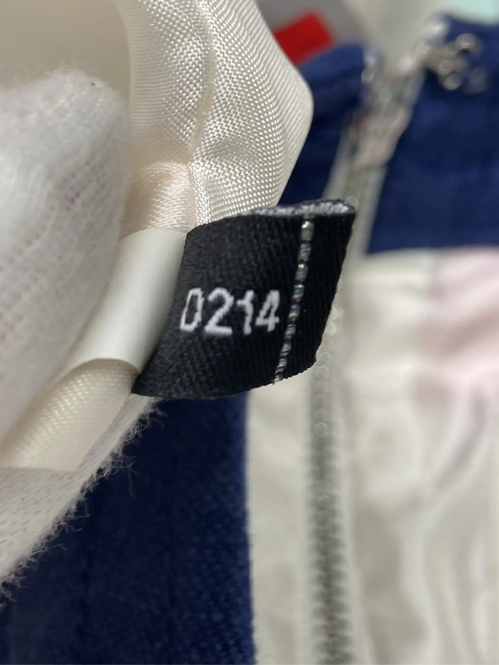 https://r2-worker.digdig.jp/product/1758ff37-23ce-4b49-9419-357dc02a93f7/852af7b9-4d56-4962-b7ac-de39f59a047f