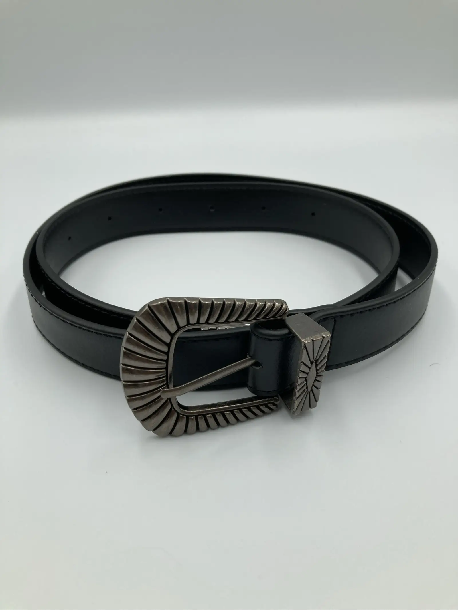 https://r2-worker.digdig.jp/product/188c13af-8f05-4a4f-b759-5a64ed2ecd6a/28830238-337d-4801-b56c-f12d24ce7045