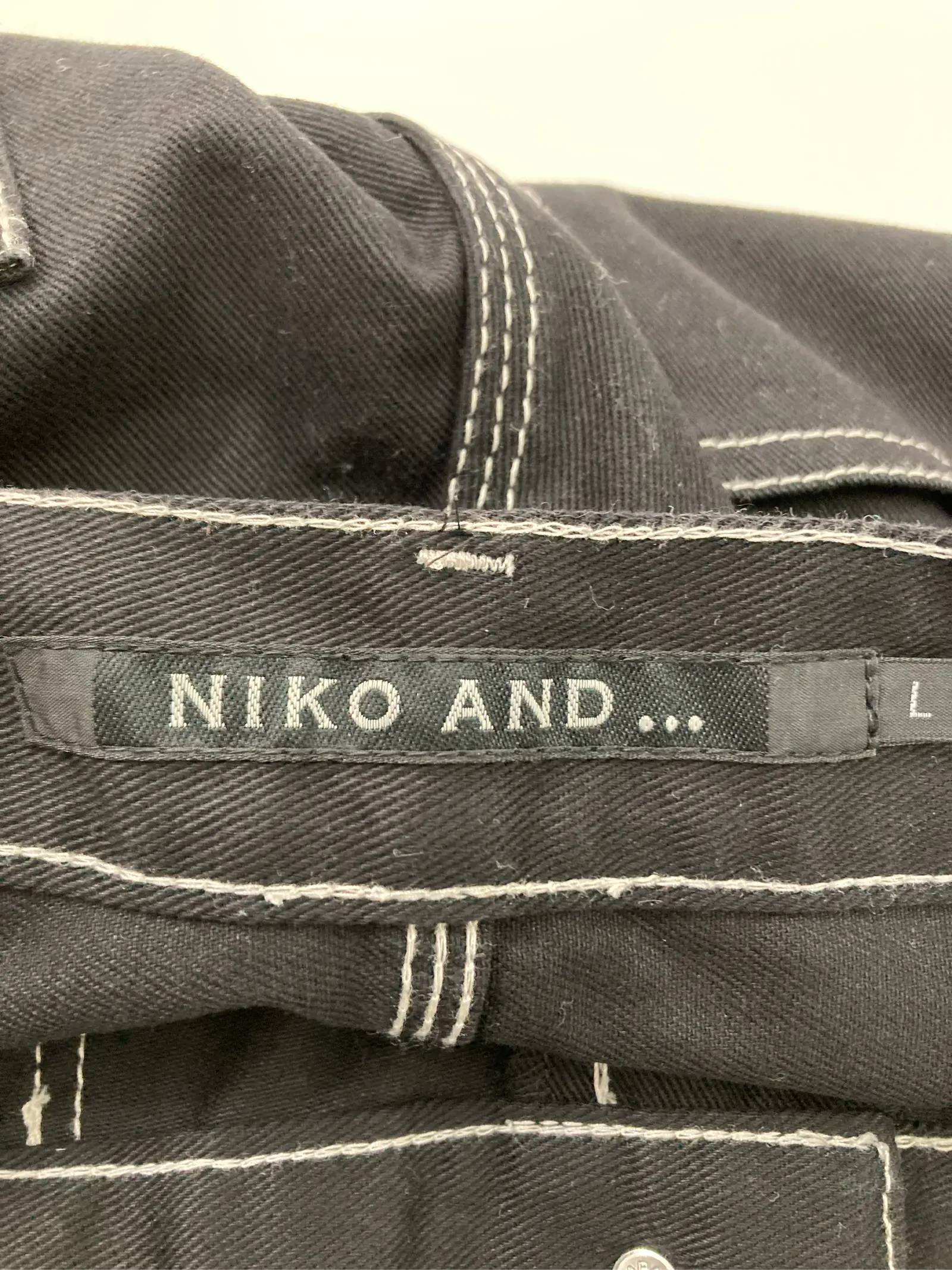 https://r2-worker.digdig.jp/product/1899d9d7-5895-4701-bdb0-ff87ec61aefa/6b2353f0-f6d6-4436-807d-43af5bee1969