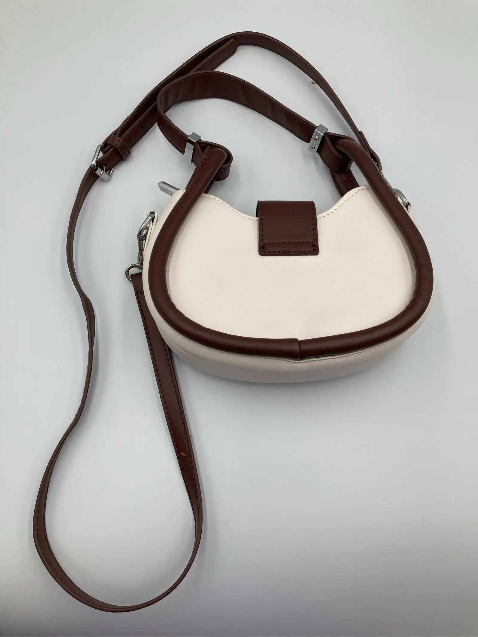 https://r2-worker.digdig.jp/product/18a06217-b339-4079-8ce2-5f8b026bb632/f7c57502-6978-416c-ad1d-77cd564d2ed7