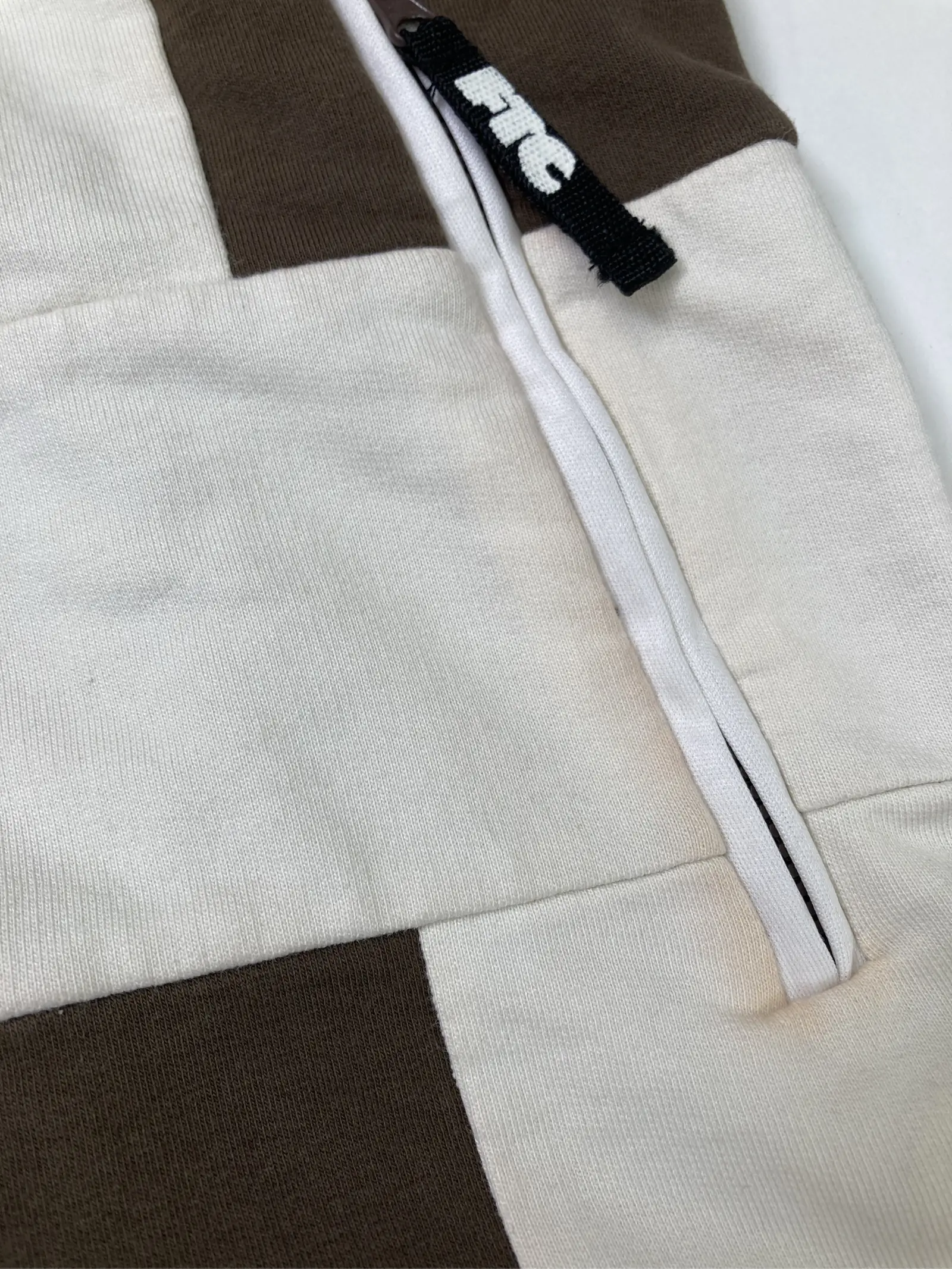 https://r2-worker.digdig.jp/product/18b831fc-1849-4be5-b25b-5da576ee29bf/039cafd6-ba0f-4f18-a35d-026ffe52640b