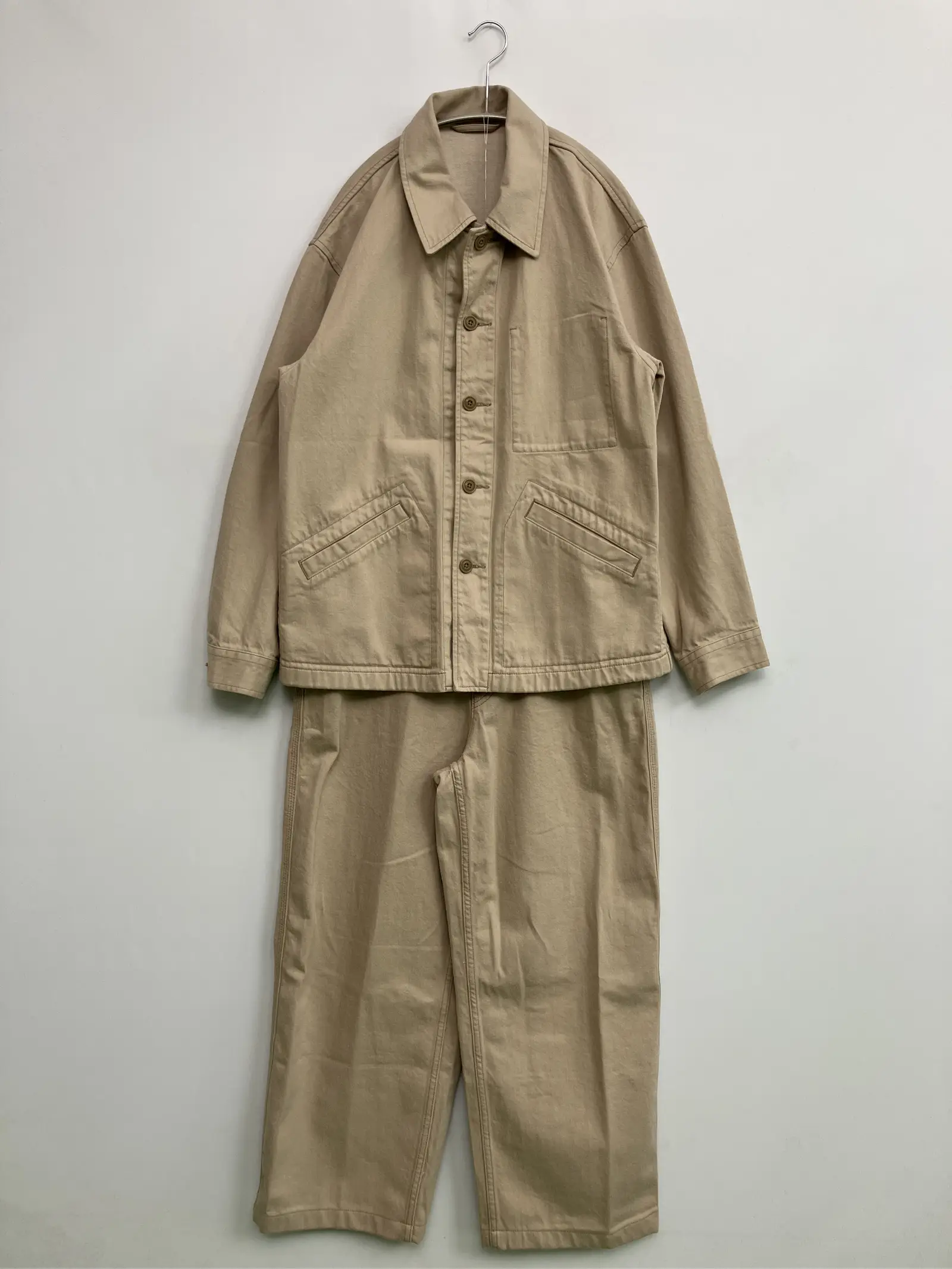 https://r2-worker.digdig.jp/product/18d3ddad-43f4-406e-9c96-2b5c6daece2e/5031e5a0-332e-4198-a8e3-6902826475ec