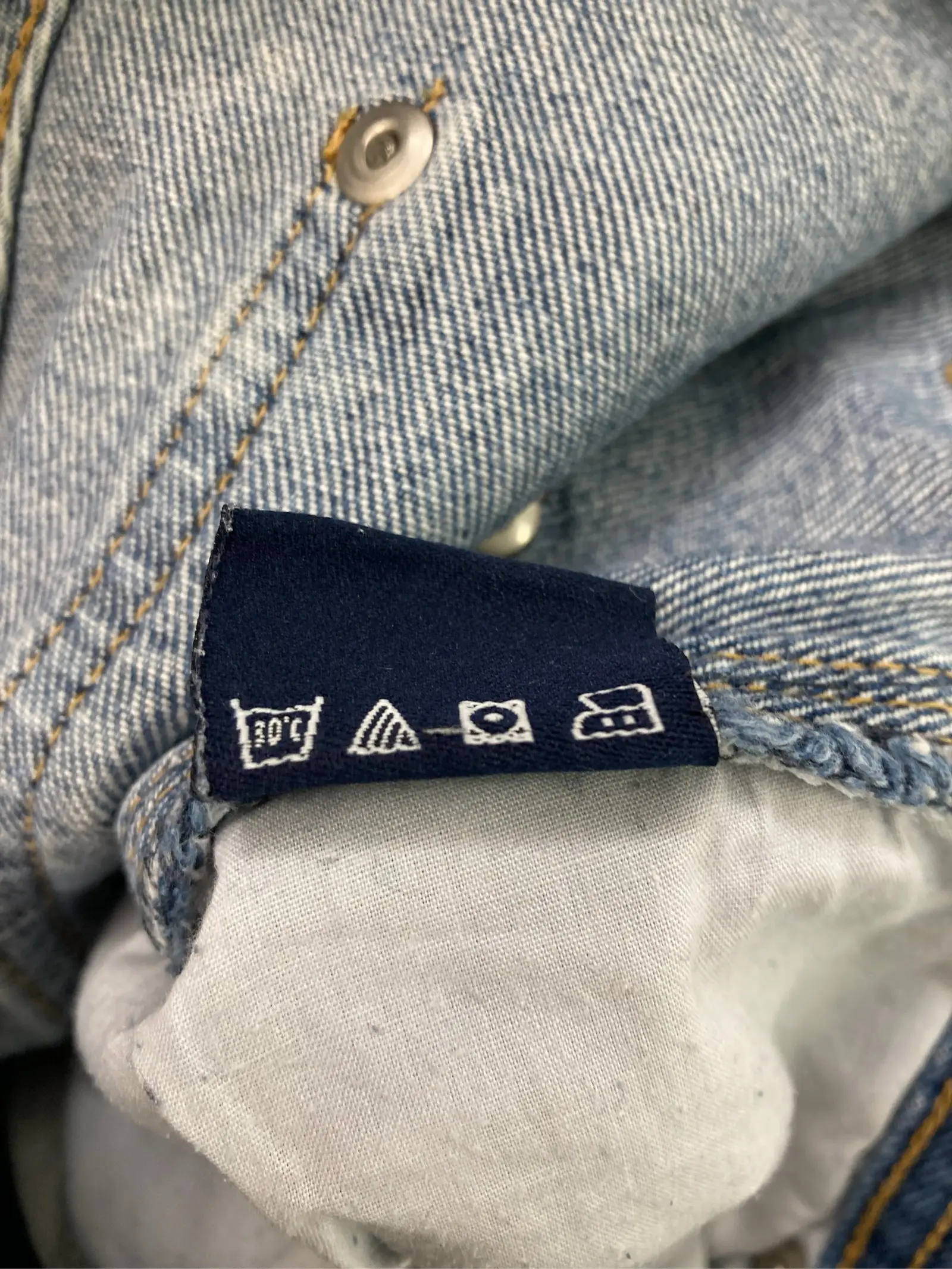 https://r2-worker.digdig.jp/product/18ecb2ec-26f1-4c80-a25d-913e1f581762/1bcad593-d3e0-4c36-b5e8-f0c30d53bf3a