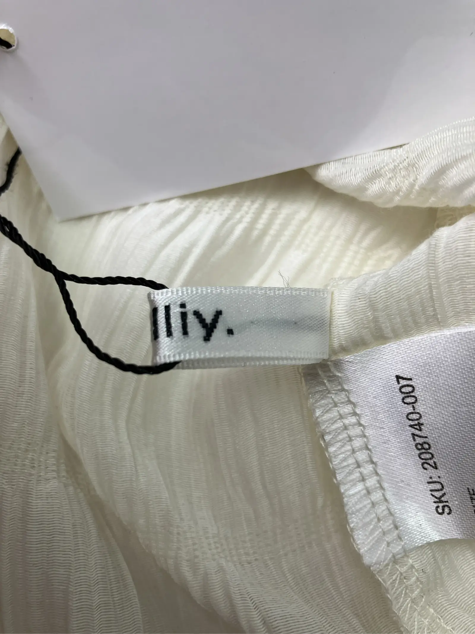 https://r2-worker.digdig.jp/product/190a9624-29a4-4990-b1f2-bcaf2774801a/7344918b-96cc-4267-8dfc-7e8698ebbe46
