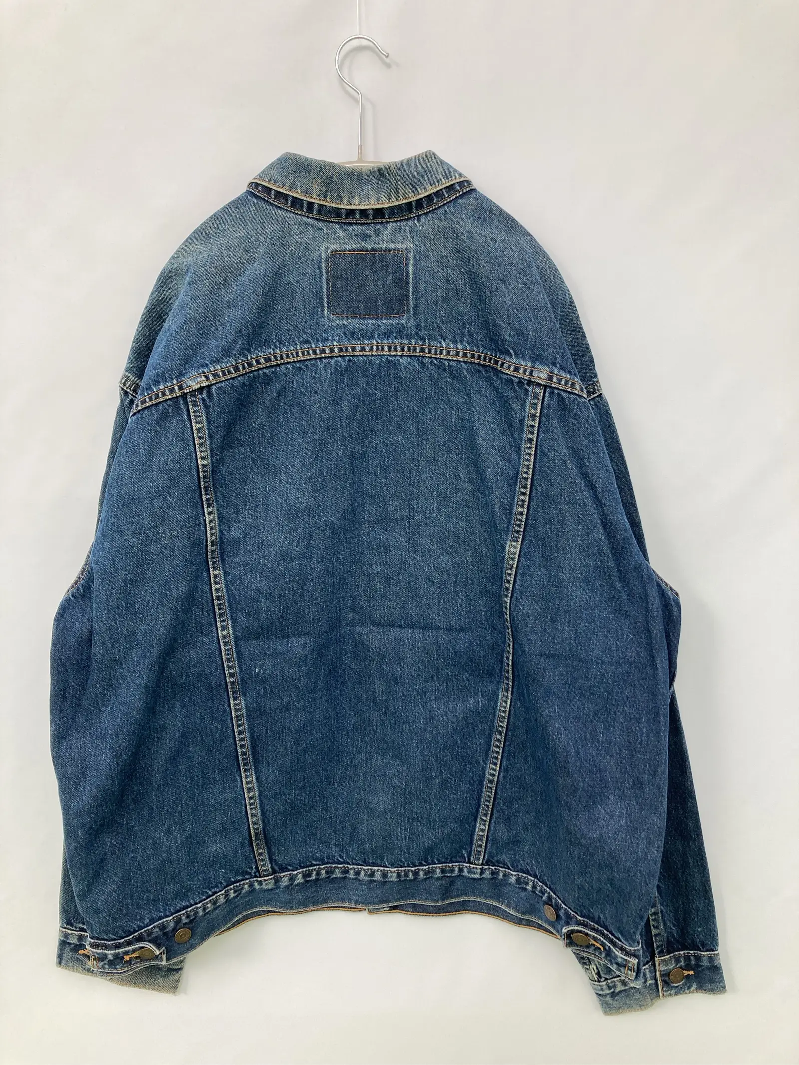 https://r2-worker.digdig.jp/product/19155c5d-98cb-4d9b-a885-931d8078f9ac/9b01e57c-12cc-4601-bd0c-21205d1b34d2