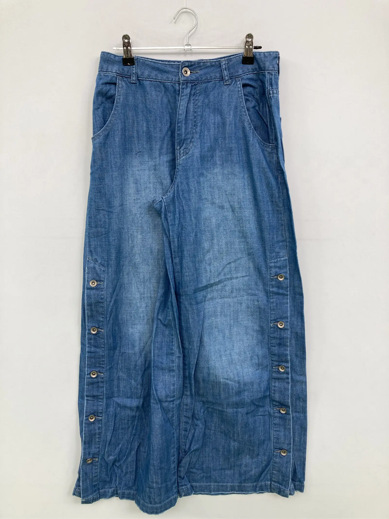 https://r2-worker.digdig.jp/product/19981f7c-5d21-4de7-8d6f-eb4b47f4537b/e7b272c6-39d6-4938-8626-05344dba4685