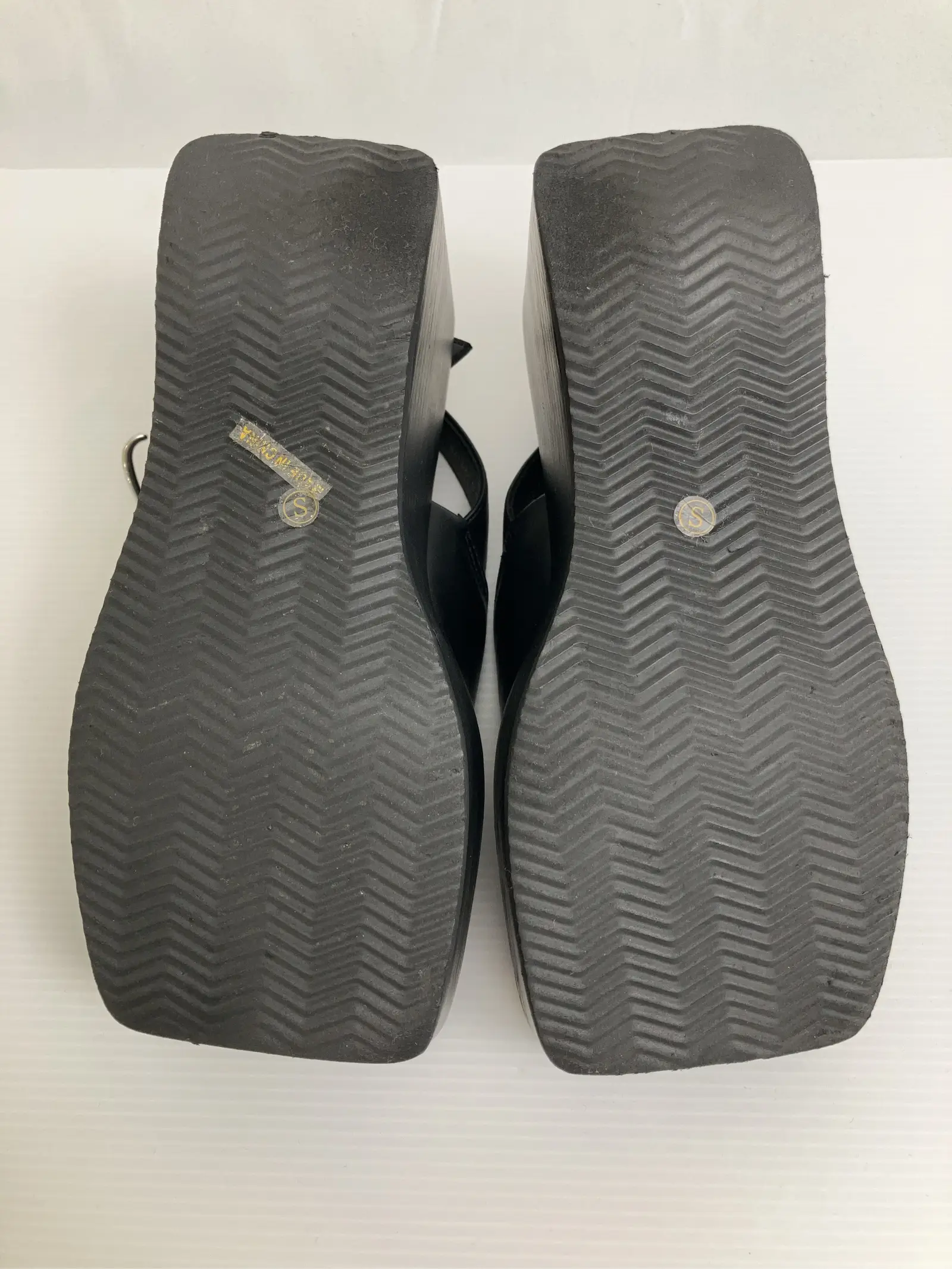 https://r2-worker.digdig.jp/product/1a020341-987f-42d3-84bc-472514ff5412/87e434a7-5499-4c70-b1de-53feec1a3737