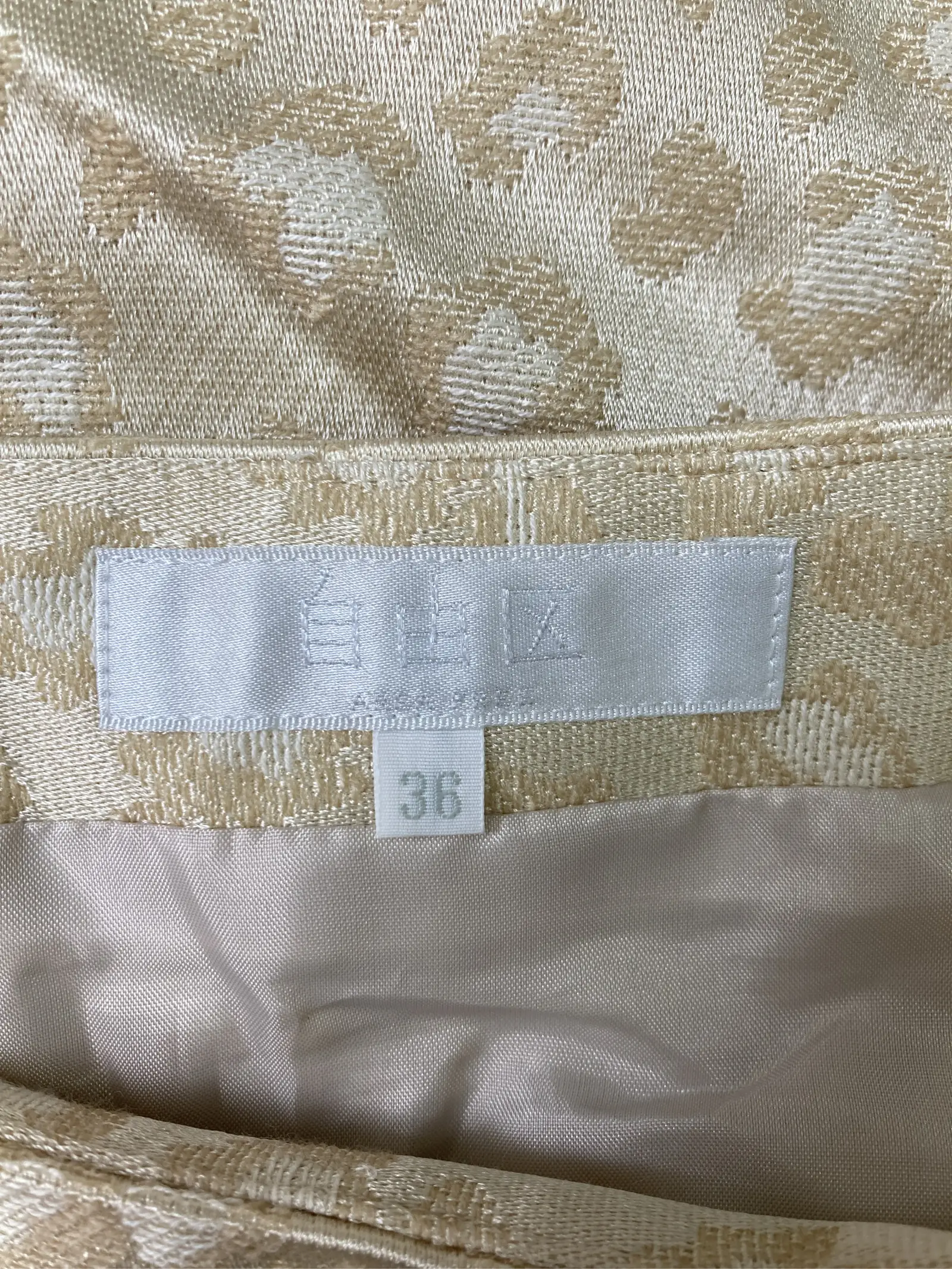 https://r2-worker.digdig.jp/product/1a32d852-a4c9-4bf0-8507-f6eb43604870/9740601d-afb8-4ff1-9d13-801a08ac3cd2