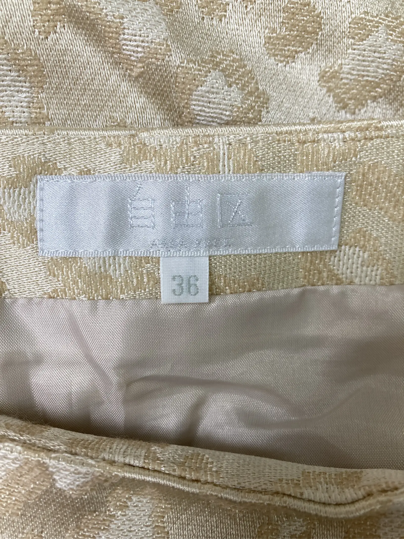 https://r2-worker.digdig.jp/product/1a32d852-a4c9-4bf0-8507-f6eb43604870/a6c1e00c-9b31-406a-b542-9a3cd7215b9c