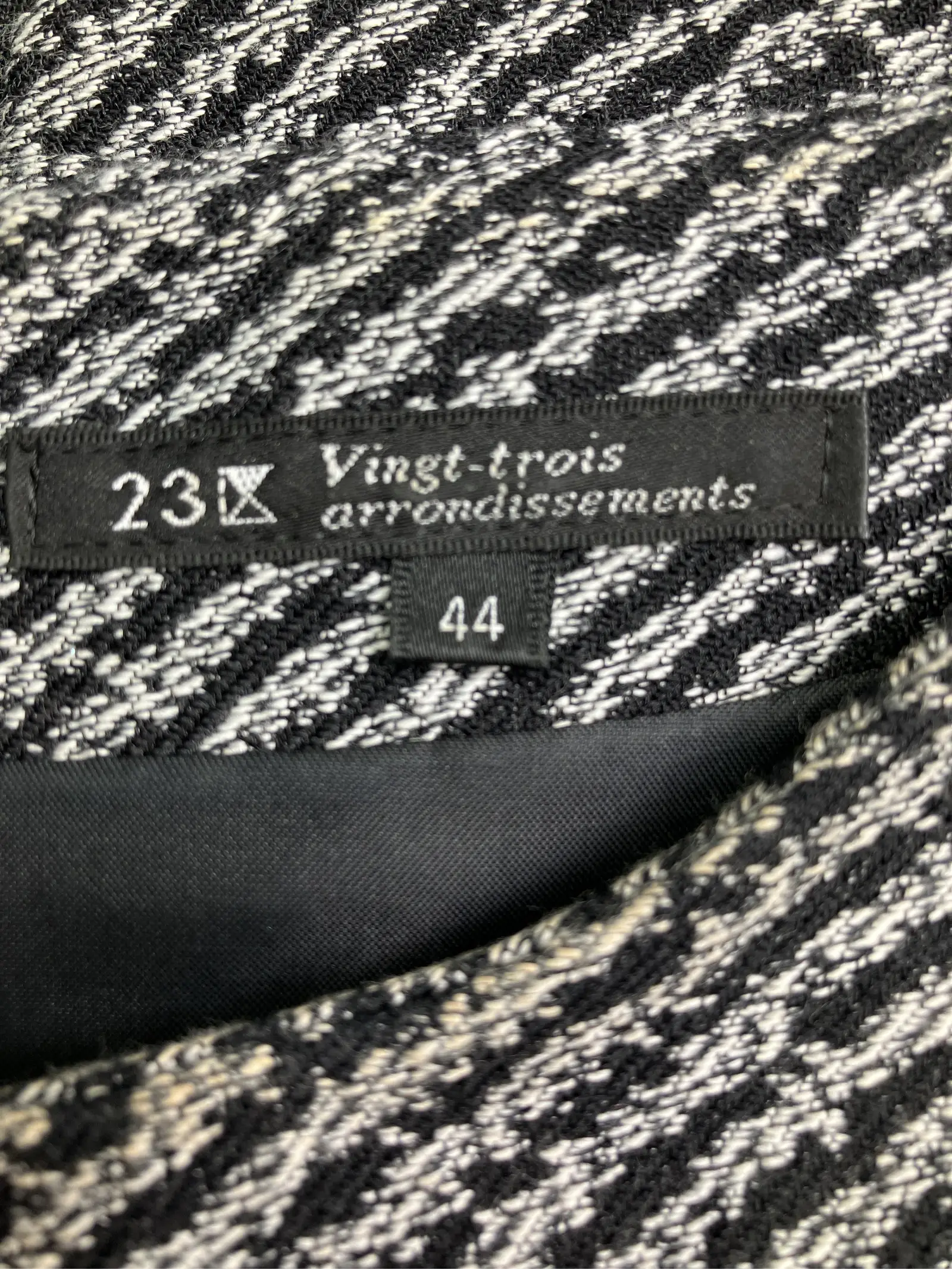 https://r2-worker.digdig.jp/product/1b9f0fc8-281a-48a4-9359-2991f138d363/371326e6-3eff-4174-aca9-f812c813ba6b