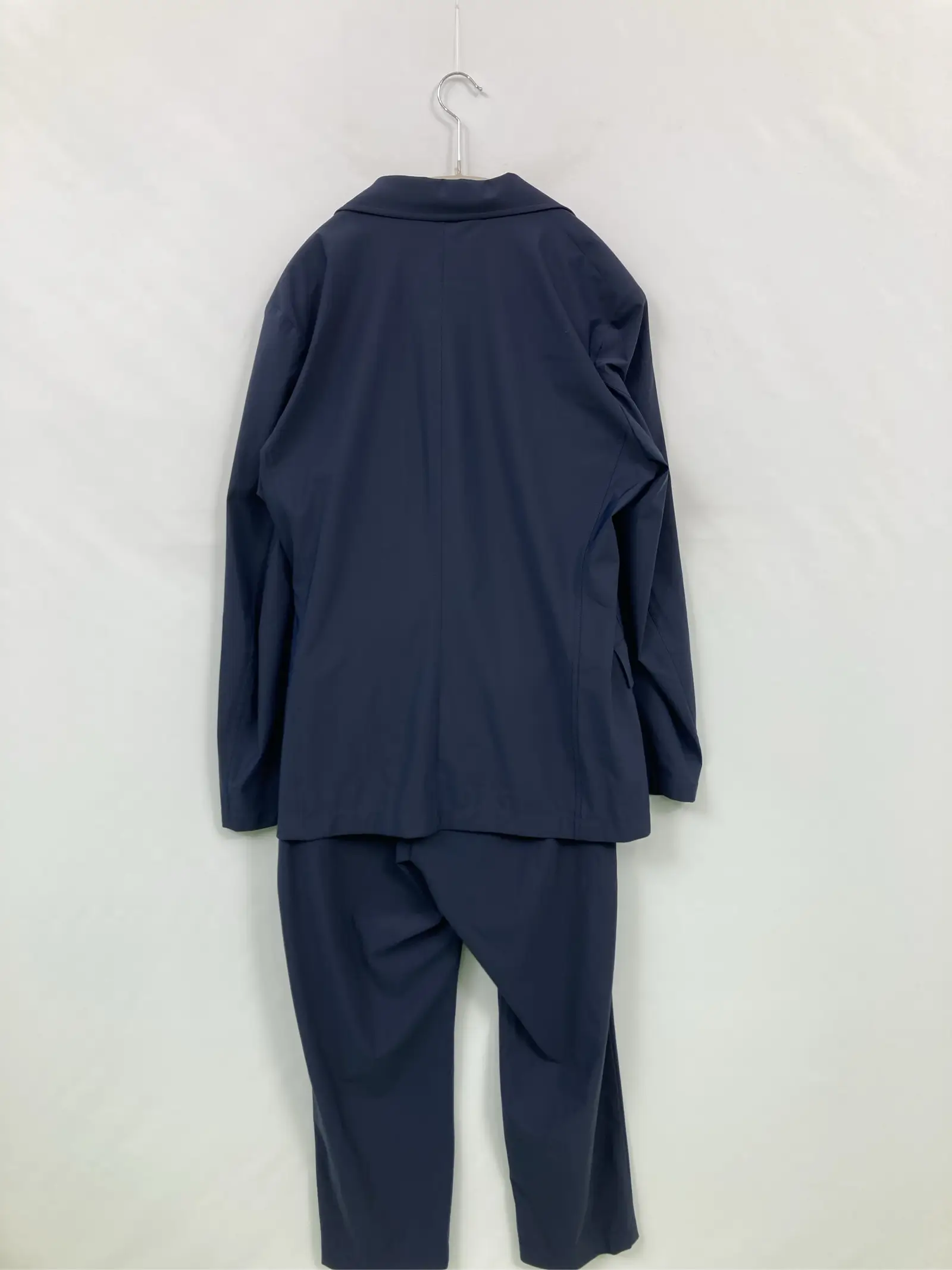 https://r2-worker.digdig.jp/product/1bcbc115-e479-4816-adaf-8dbe369b9020/1ca3d478-5684-42e7-91ac-91d52a6d5e39