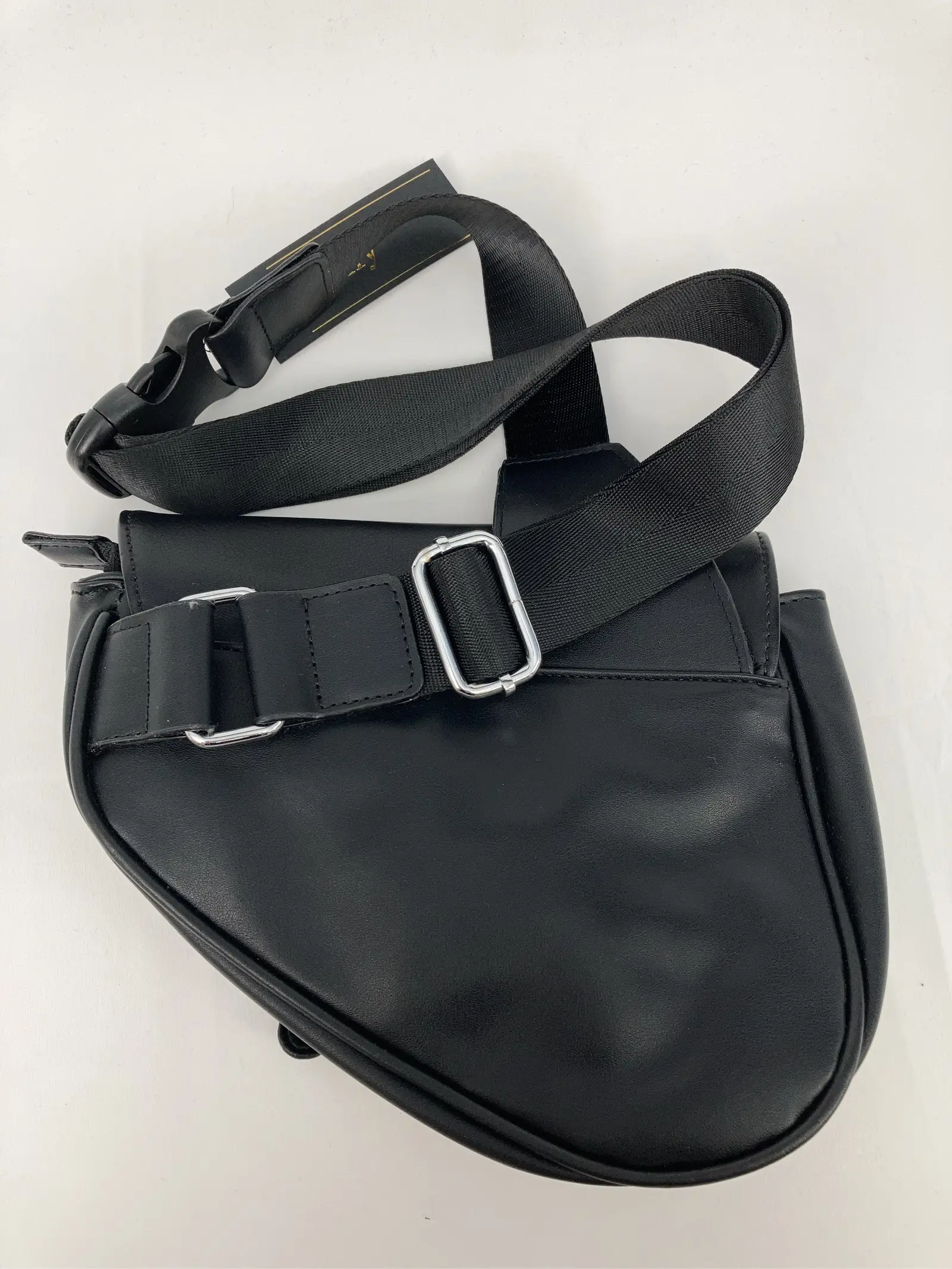 https://r2-worker.digdig.jp/product/1beceb3f-cc9b-4d4d-a263-129a72858a90/1812b21e-6017-4180-be85-edbbb88a91fe