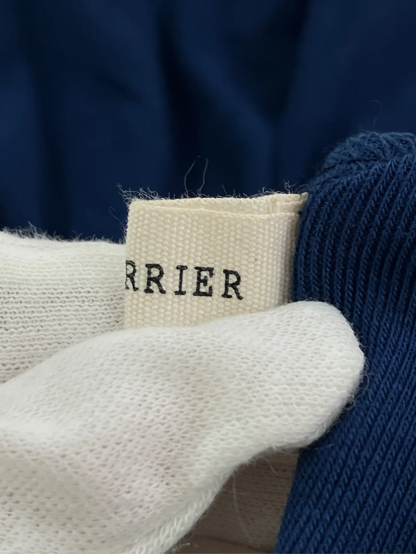 https://r2-worker.digdig.jp/product/1c4643e8-8a7b-4e99-9d1f-ae67772aa3a1/c33f363e-0d89-418f-a168-72d3a48ab119
