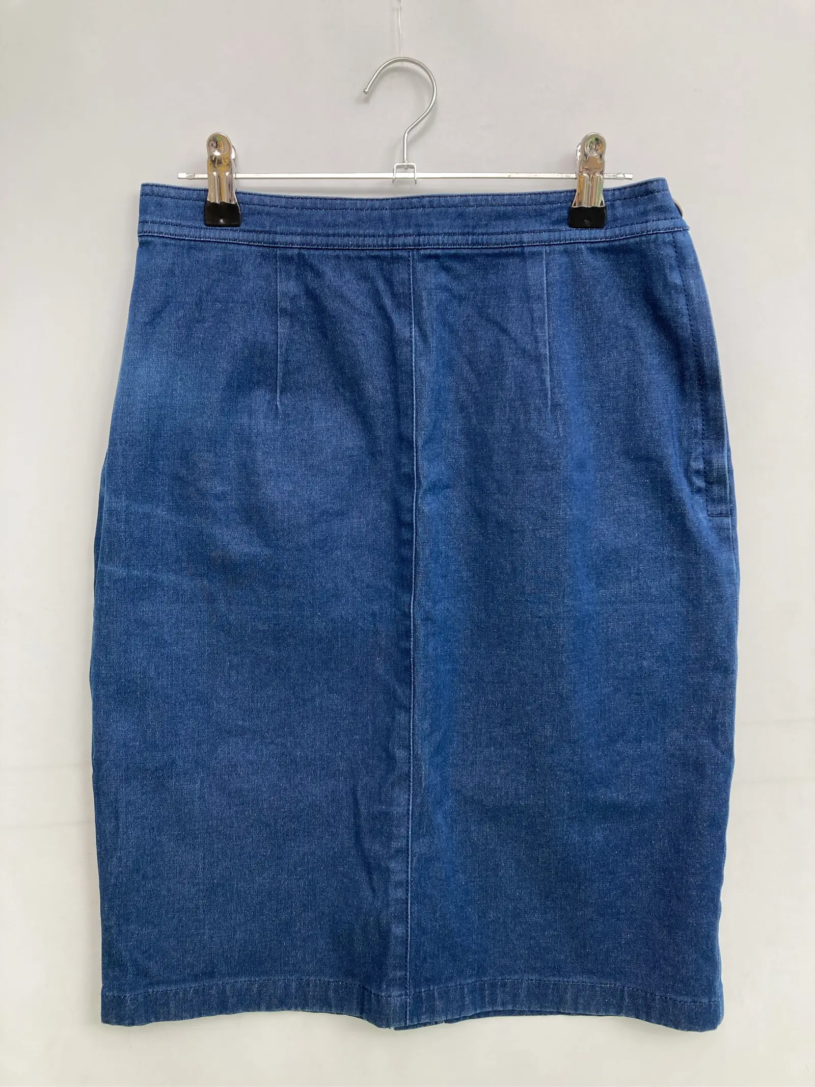 https://r2-worker.digdig.jp/product/1c888eb8-1a98-40c5-a397-c2e492a1b56f/0698b5dc-0ac2-4c26-8588-c9c3249a9310