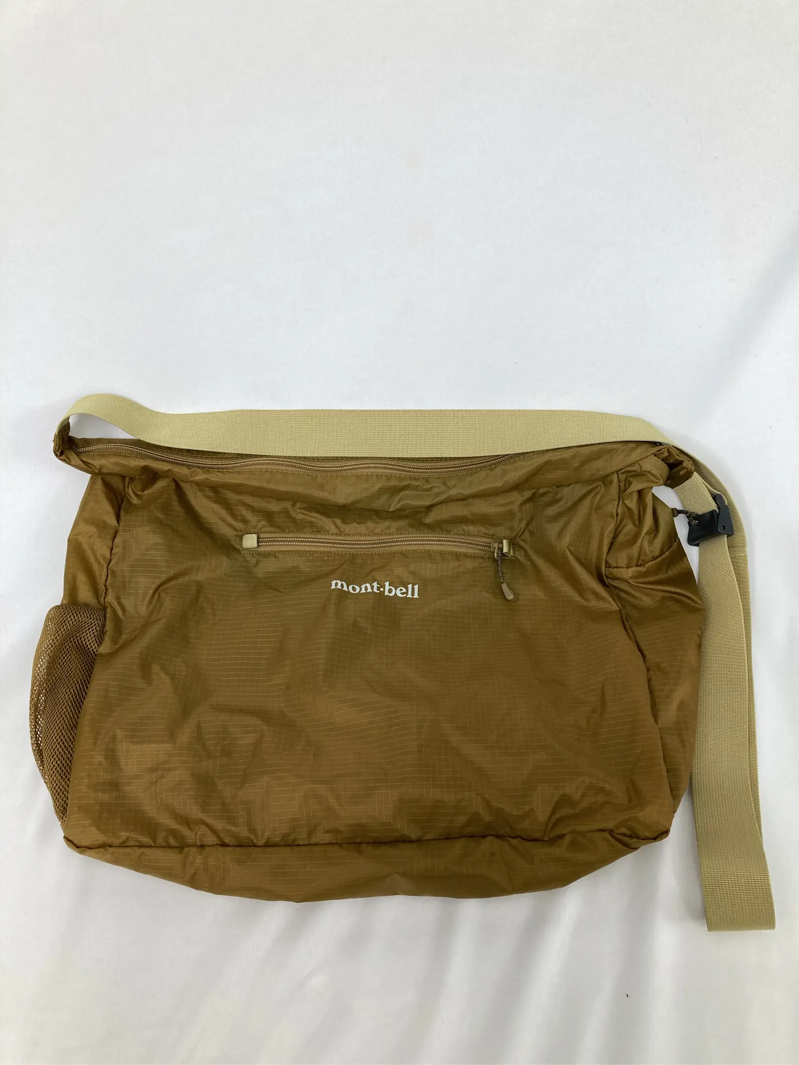 https://r2-worker.digdig.jp/product/1c8da1ef-7784-4c6f-b1f7-4fc458ff0817/ebd6fc6c-c7ff-47a6-9e06-1c8a1331a8ee