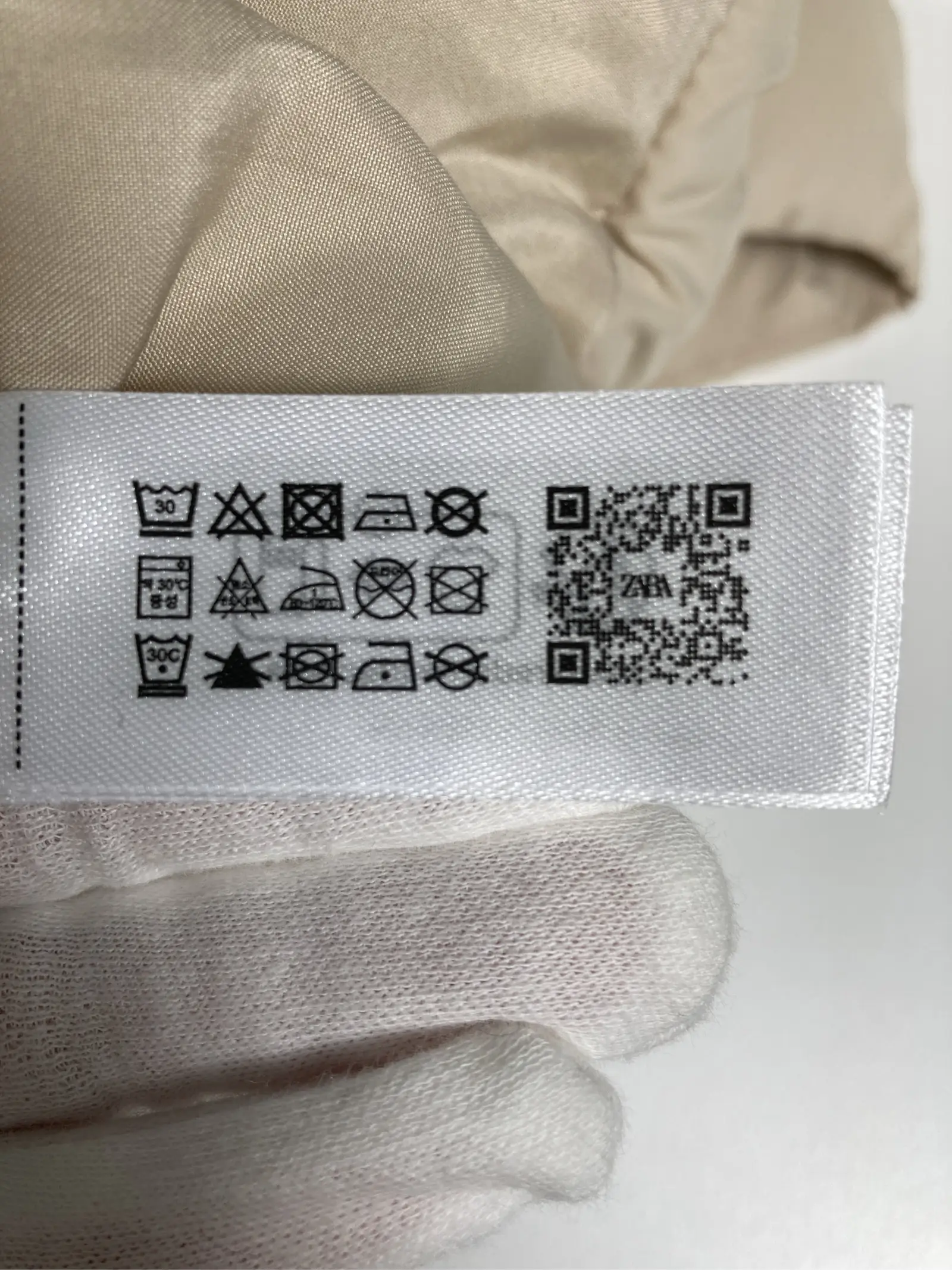 https://r2-worker.digdig.jp/product/1cb724b0-0079-4566-a50f-f96bbe2c8a39/a4ebc9e7-d5f4-4225-9b8e-8fff84809e28