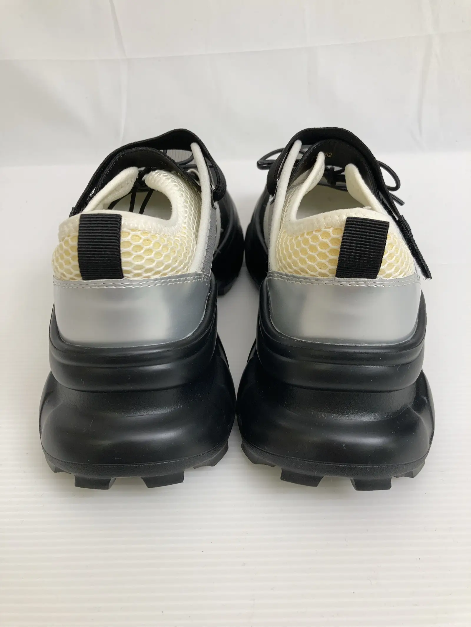 https://r2-worker.digdig.jp/product/1d5a2e0a-2a36-49dc-96f9-e98b8fc511a7/6ab3dd61-d258-40af-9da5-a4da8f85cc01