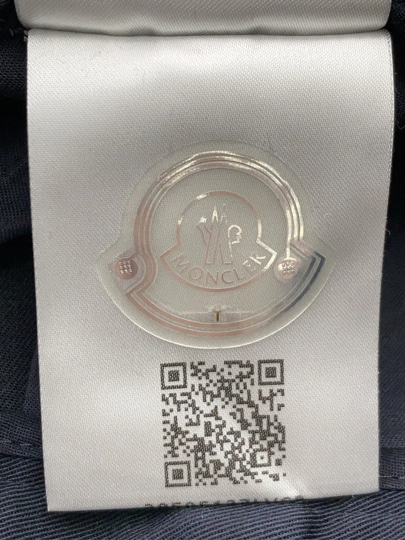 https://r2-worker.digdig.jp/product/1d78f773-d7d1-4bd1-9d27-3b457c504d66/a83a7a4f-851d-4250-9cd1-95ead05dd465
