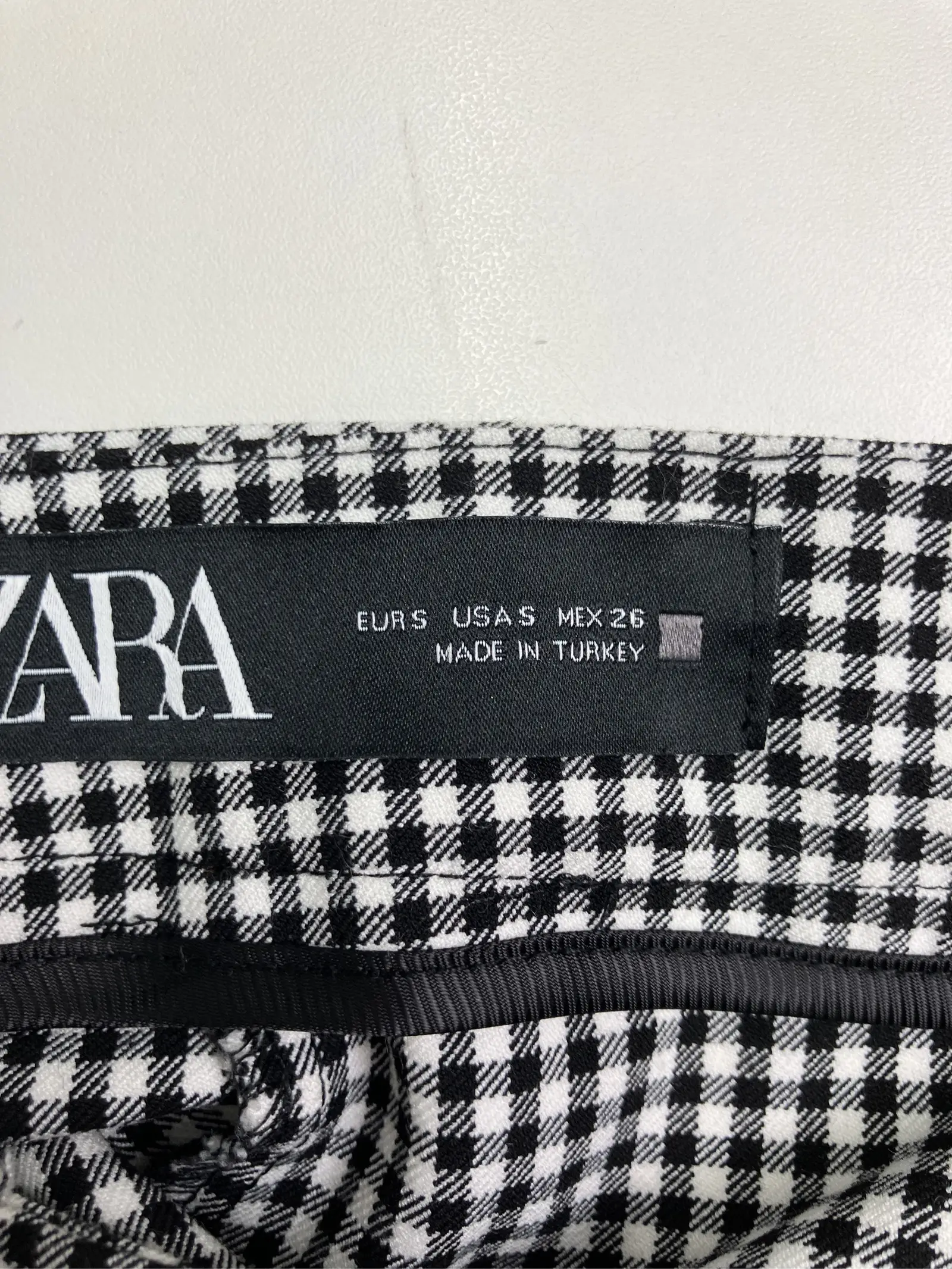 https://r2-worker.digdig.jp/product/1d9621c0-f997-43ab-a3a2-a0b0b49593a8/fa8c776f-3294-43ef-bd95-7a248d76394e