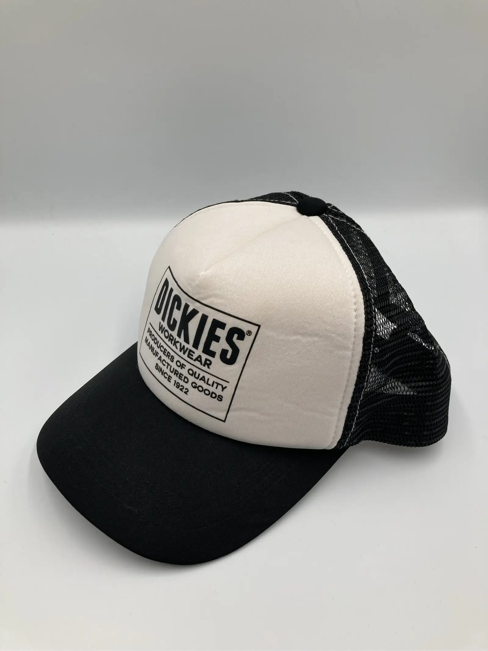 https://r2-worker.digdig.jp/product/1de354bd-04cd-4646-b8b7-0e9735808ea8/433cc4d4-a9bb-4535-a204-d6207aa974c7