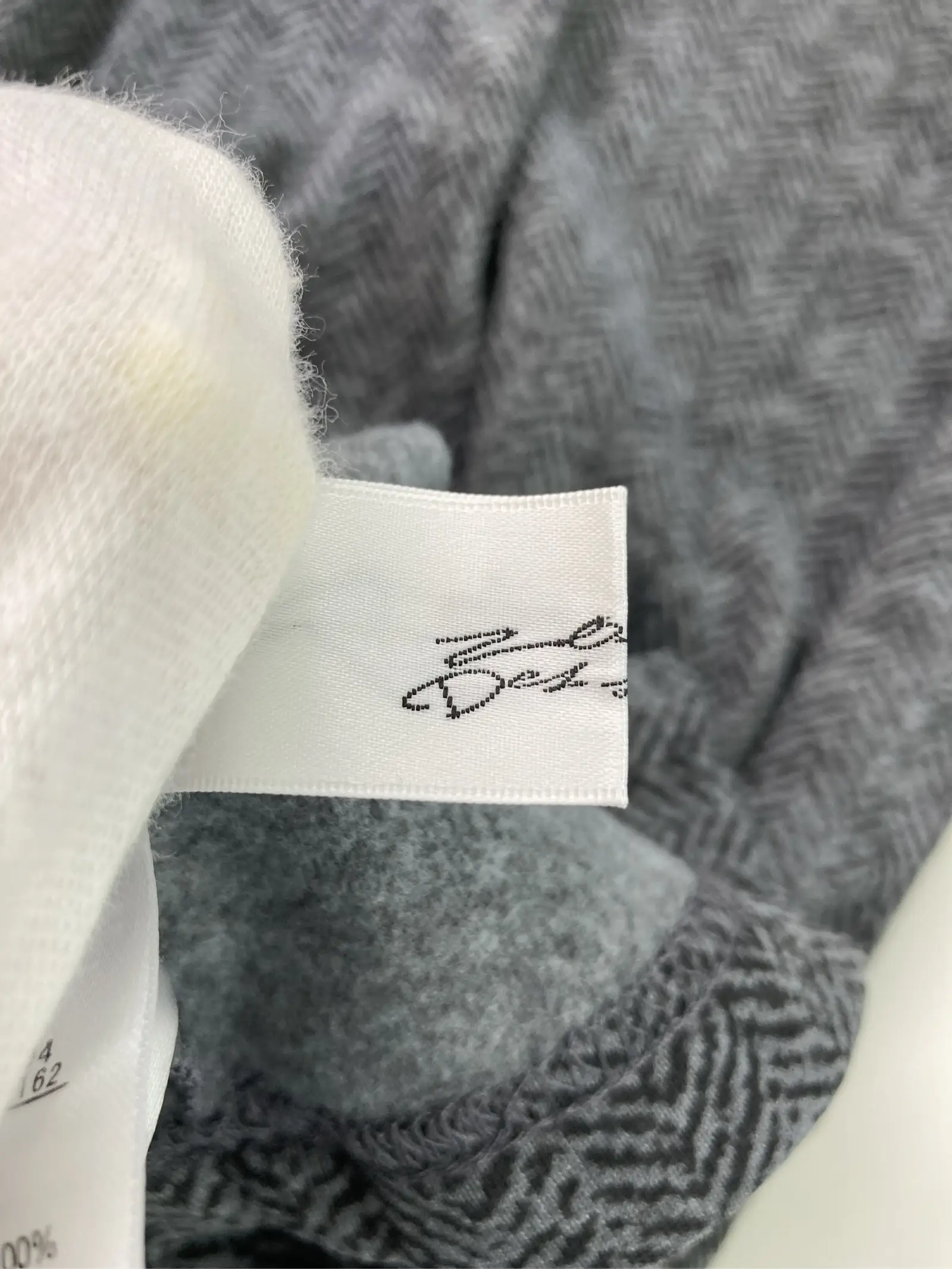https://r2-worker.digdig.jp/product/1e0c22b7-5cb7-4106-a031-33bc62ce0fc8/2c388264-1dbb-4934-b626-3bcf0eabab3f