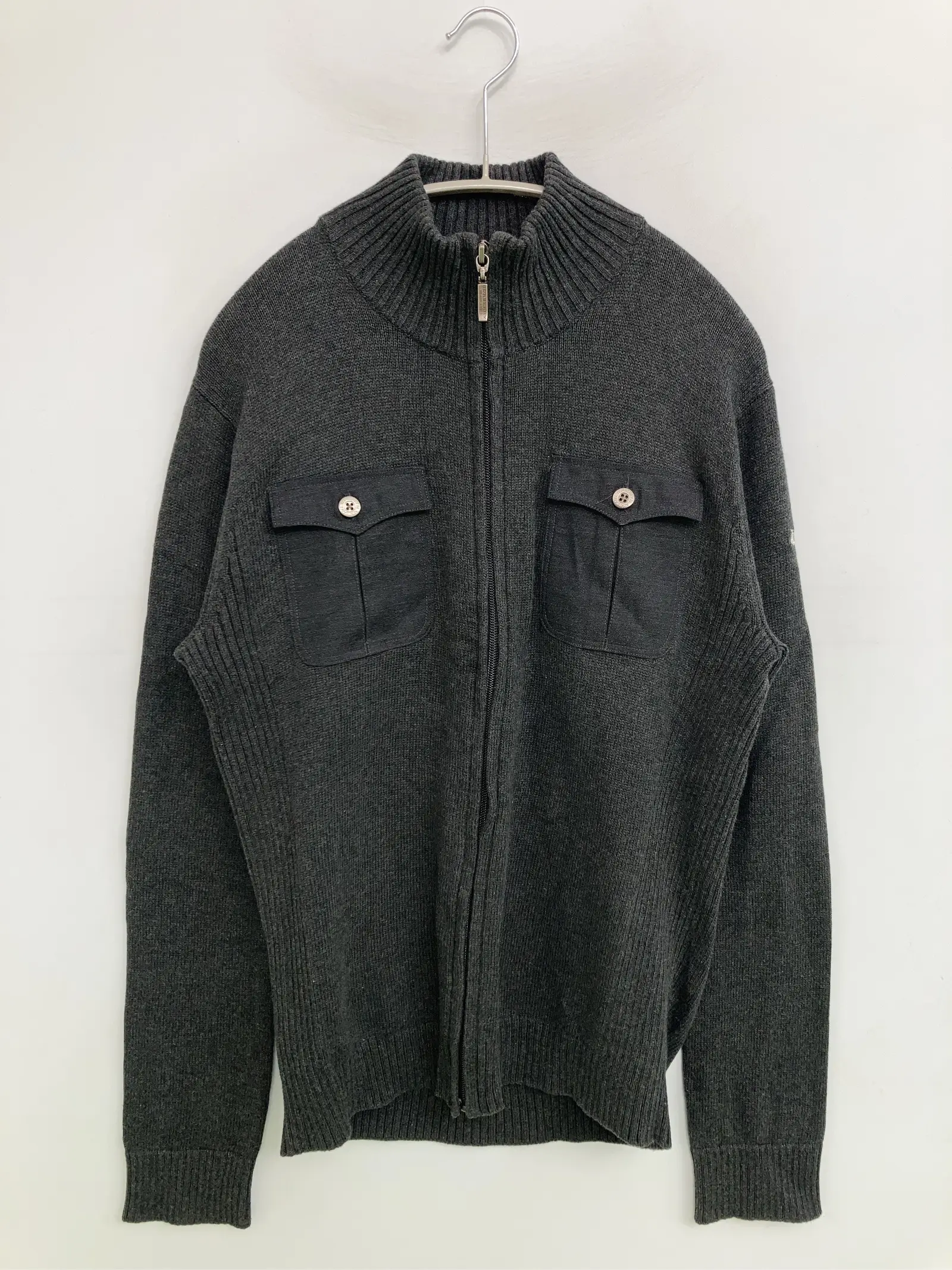 https://r2-worker.digdig.jp/product/1e548bc6-2fe8-47e9-b63f-7800d0d8c9ca/0dcb2d96-8a33-4fd8-a2e2-de9ceade54a4