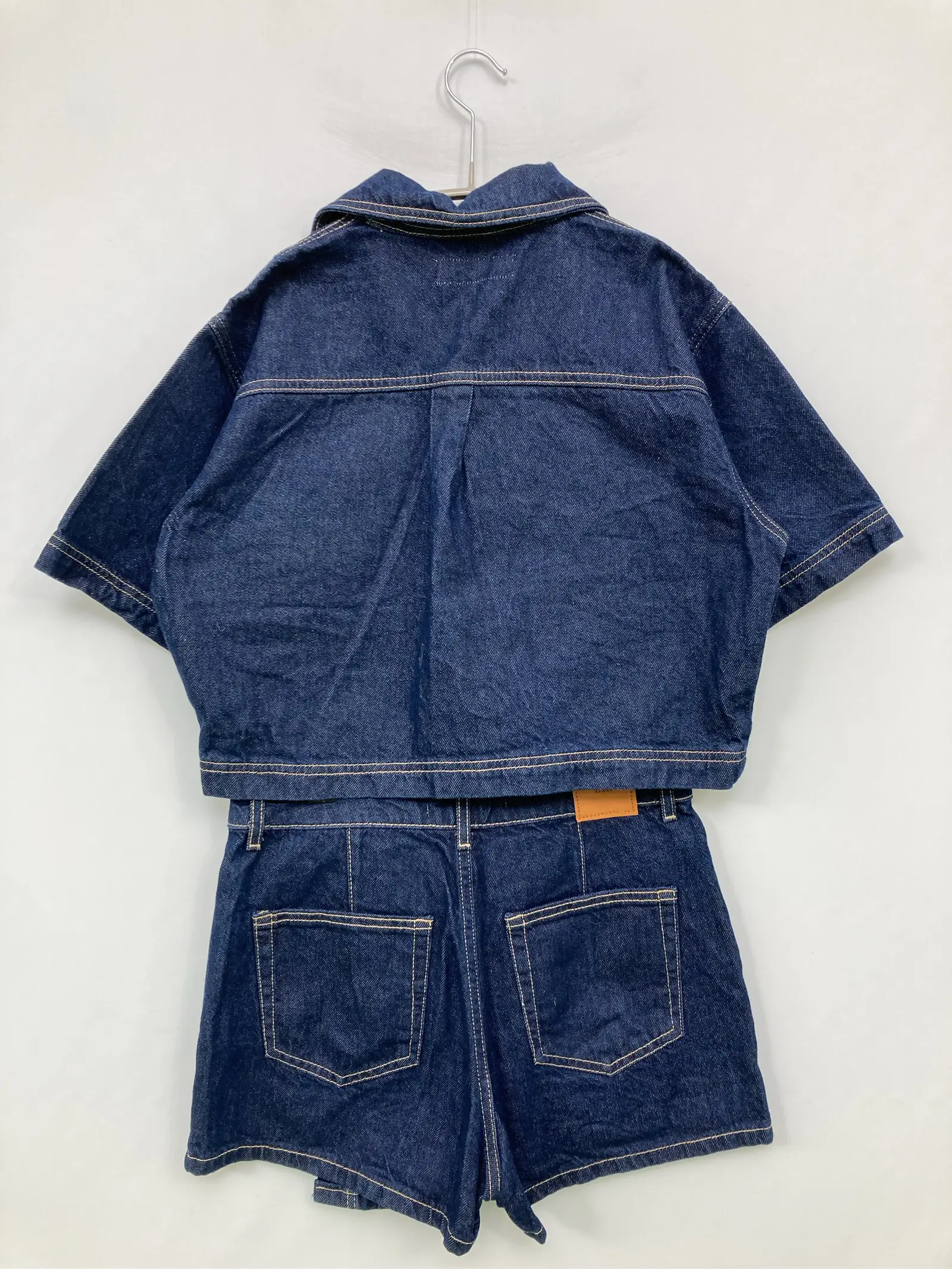 https://r2-worker.digdig.jp/product/1eca331e-7f48-45ed-bcfa-ff89e48f15b3/5ab434f9-e7cd-4d0a-8720-4266a4bc9b38