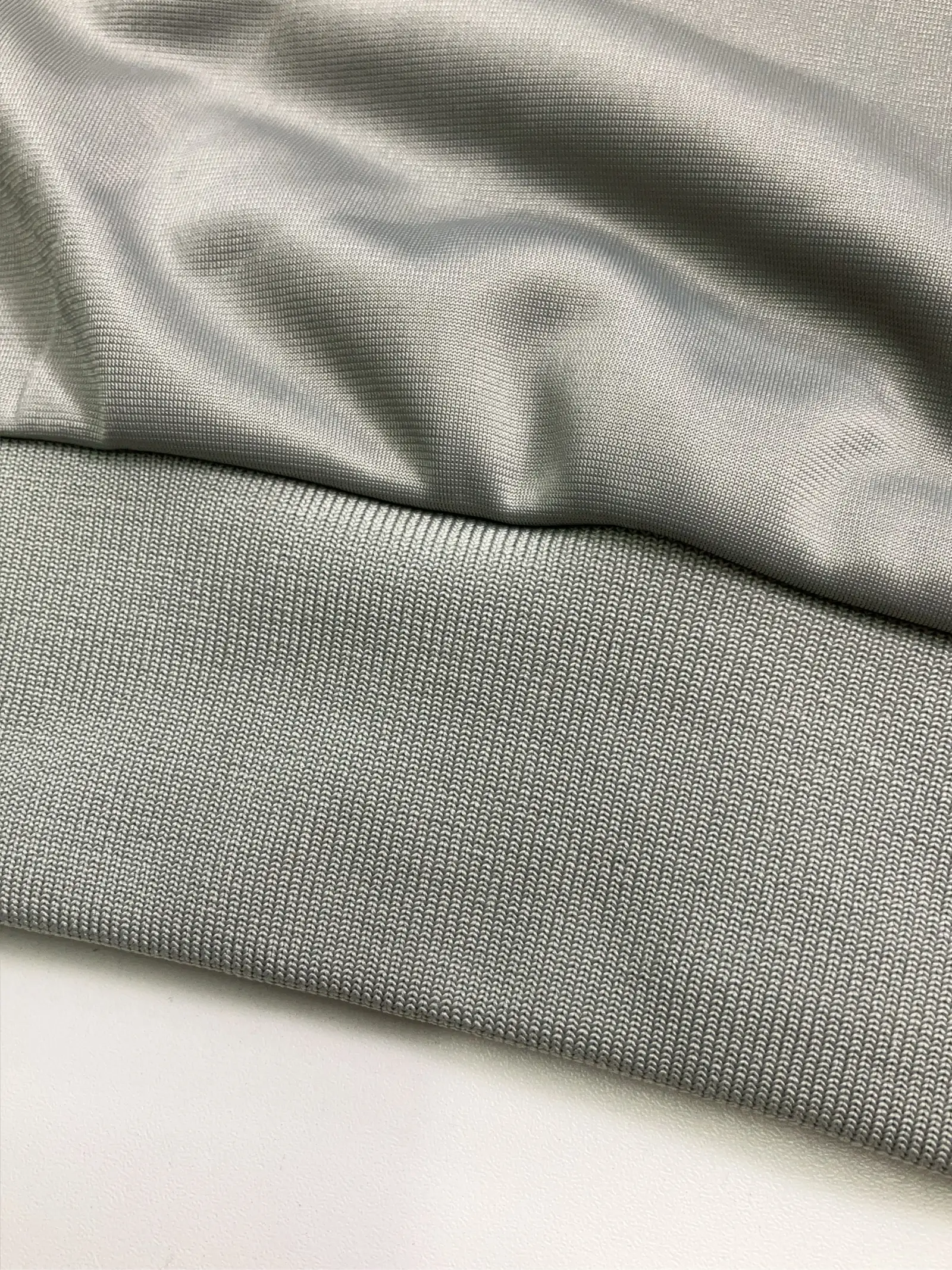 https://r2-worker.digdig.jp/product/1f1e34b5-2d16-4325-9fa3-5dba2dcaa289/8b9cc562-0c1b-4be6-abc2-8eb49225c656