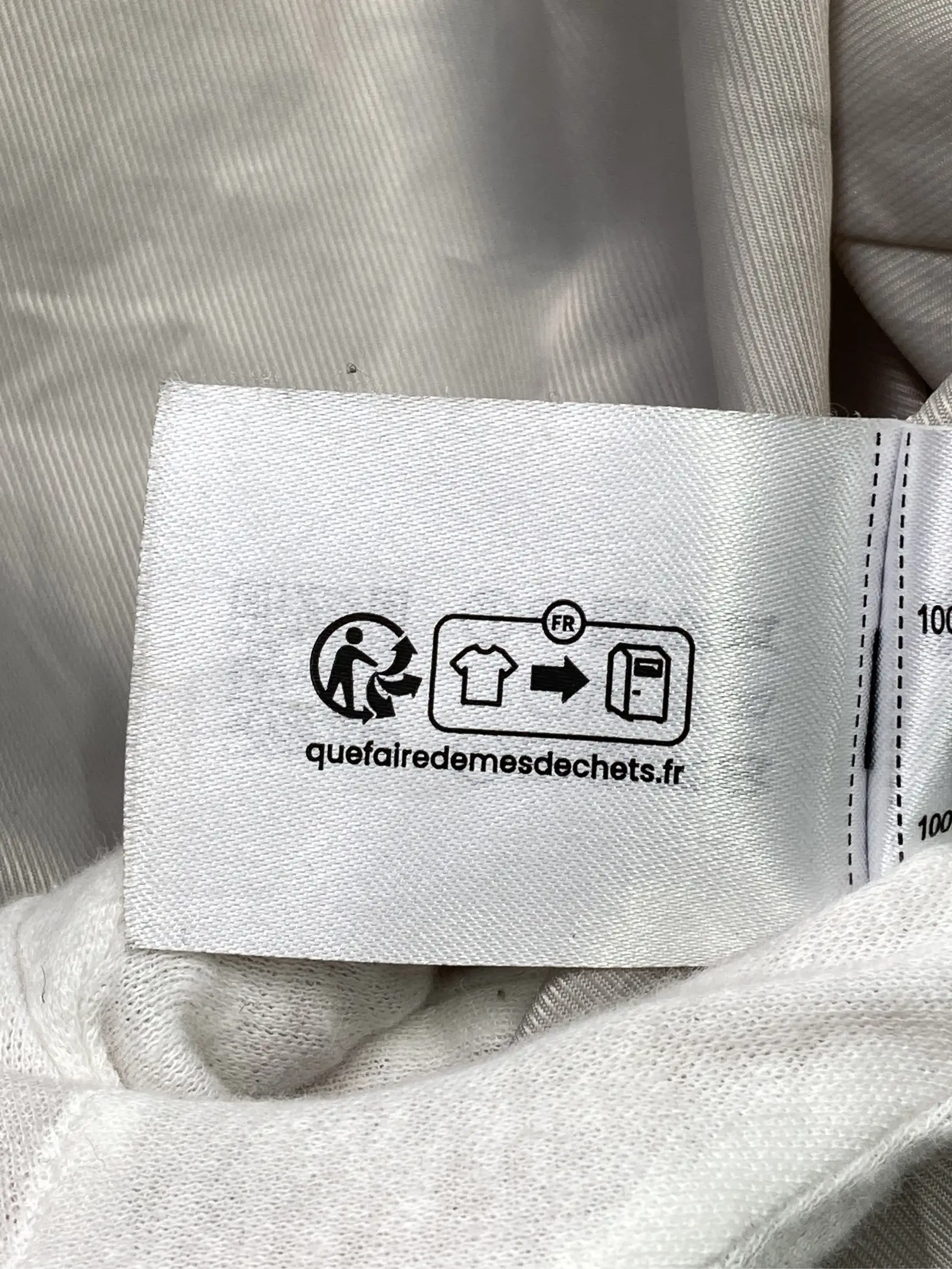 https://r2-worker.digdig.jp/product/1fb7eb30-3fa7-459c-8e90-cabfbc98b5cd/8413f521-73b6-4026-a80a-328c444fcb9e