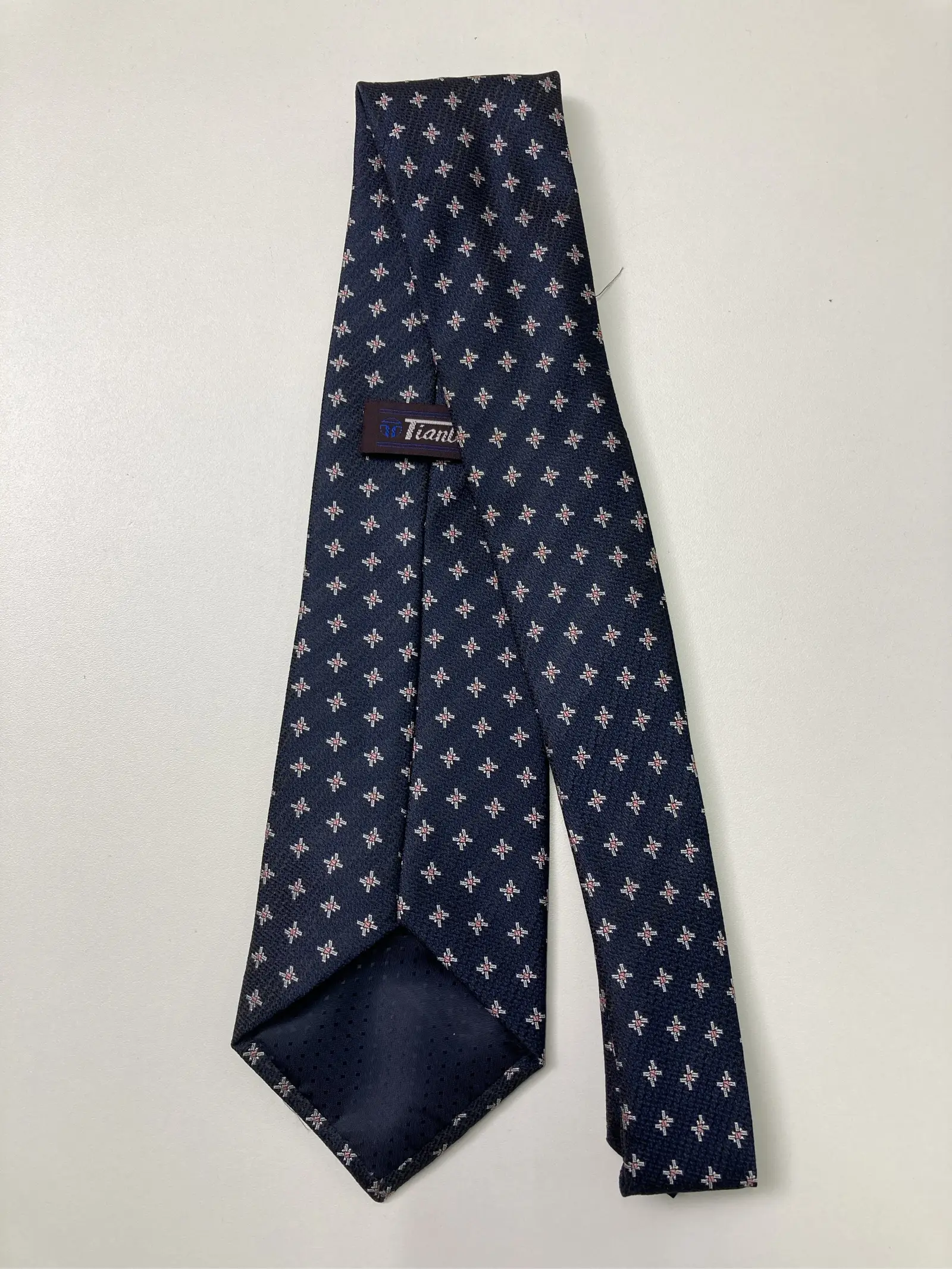 https://r2-worker.digdig.jp/product/2042ff20-03e9-47ee-9092-0ee1a3e37850/8dcae5d6-ece6-4124-b894-800a97e8da1c
