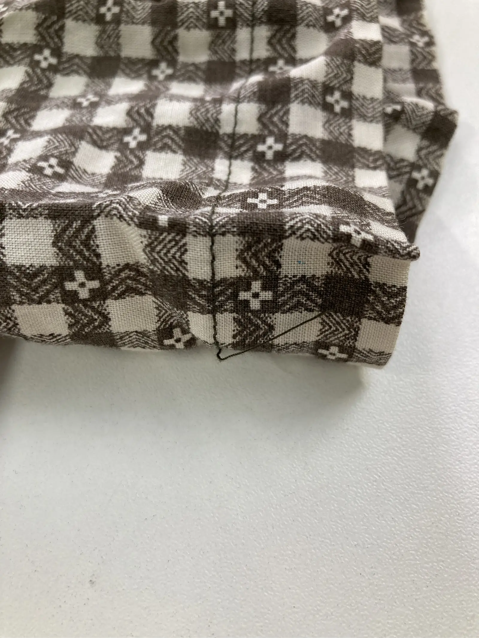 https://r2-worker.digdig.jp/product/20435c83-109d-4c9a-ad00-ff830c544033/639fd302-a77d-452c-b036-f8ab952d44b3