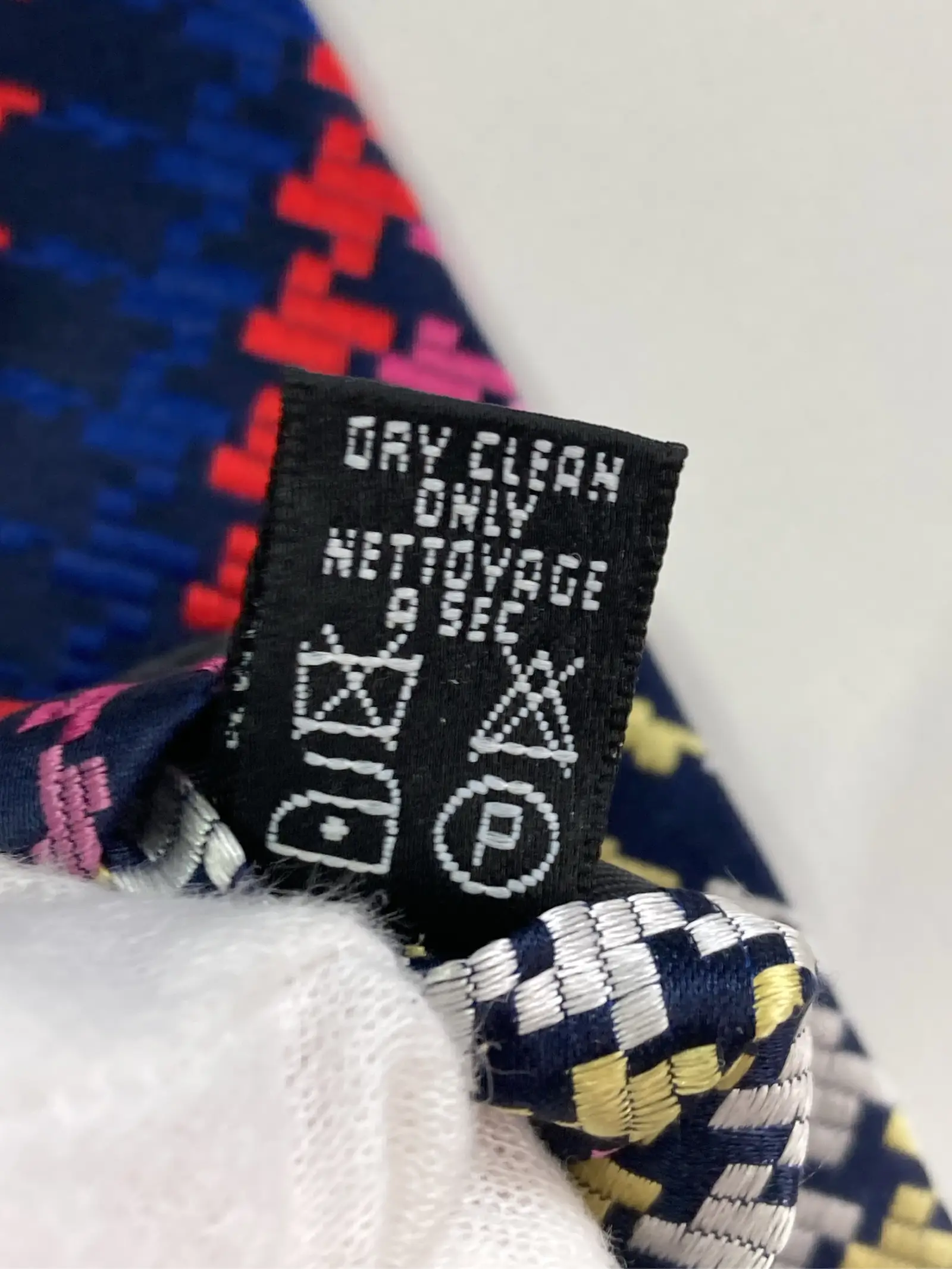 https://r2-worker.digdig.jp/product/20bc7a94-fcb4-4643-a080-d0311890c7a6/51754142-4a65-46a1-ba1e-7c060a45b250