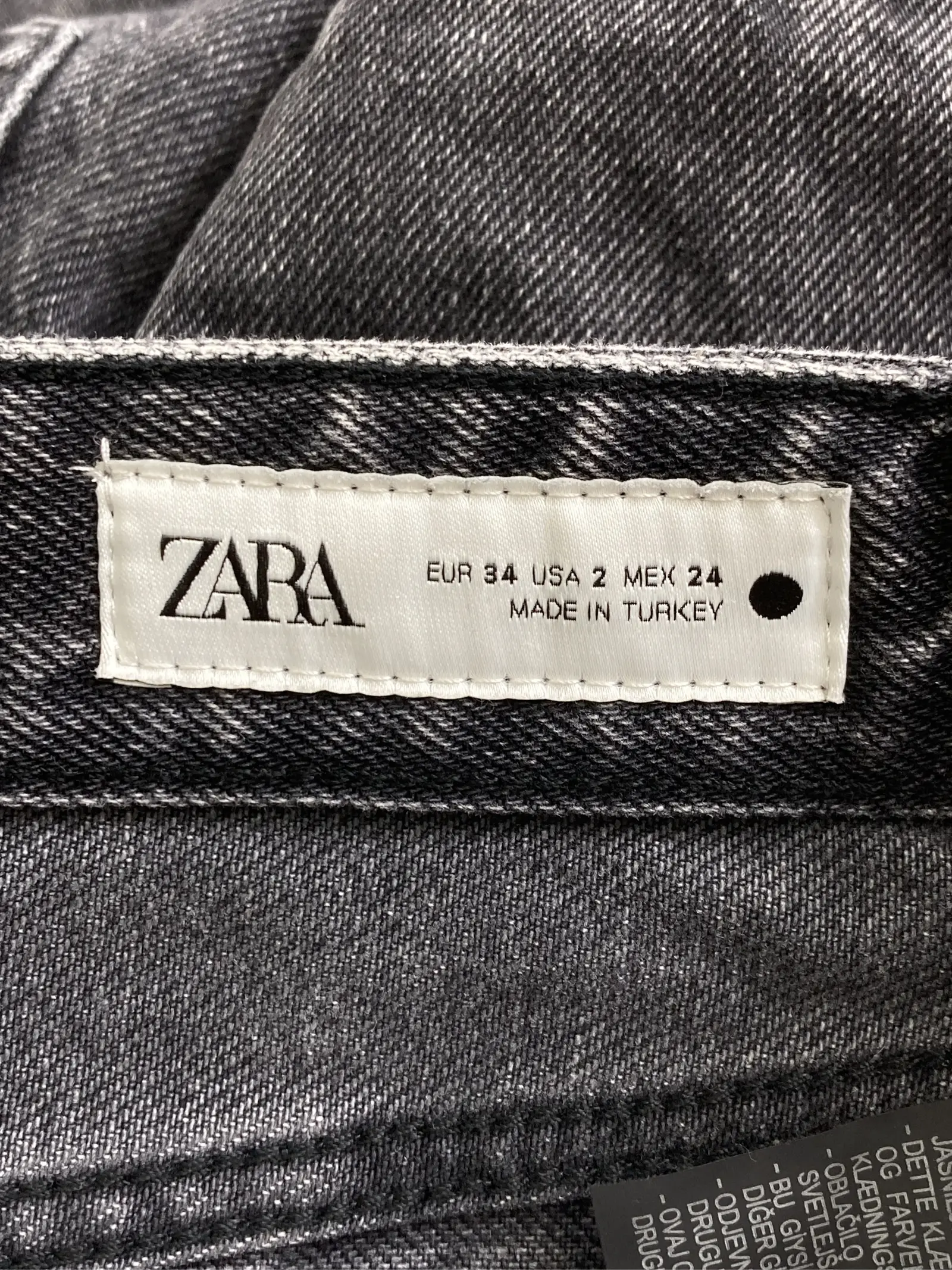 https://r2-worker.digdig.jp/product/20cedb62-5414-493d-a563-52bc74a20ef3/4366356e-99e5-4c42-a9f2-cc2e8f8ad35b
