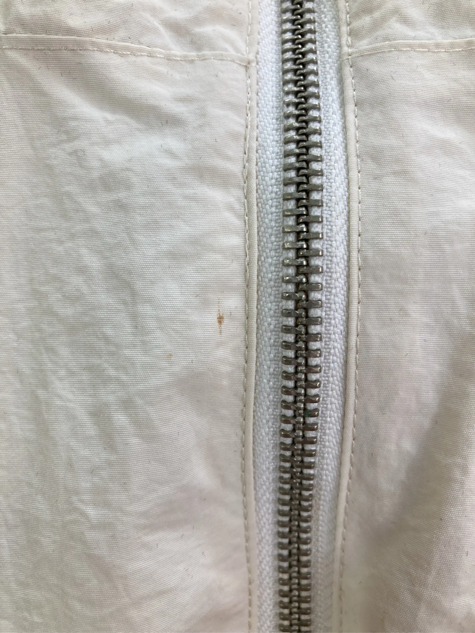 https://r2-worker.digdig.jp/product/20fbf396-4a95-4654-9cb9-2beef5a0cc23/7b97a19a-1a58-4523-a344-322041af6557