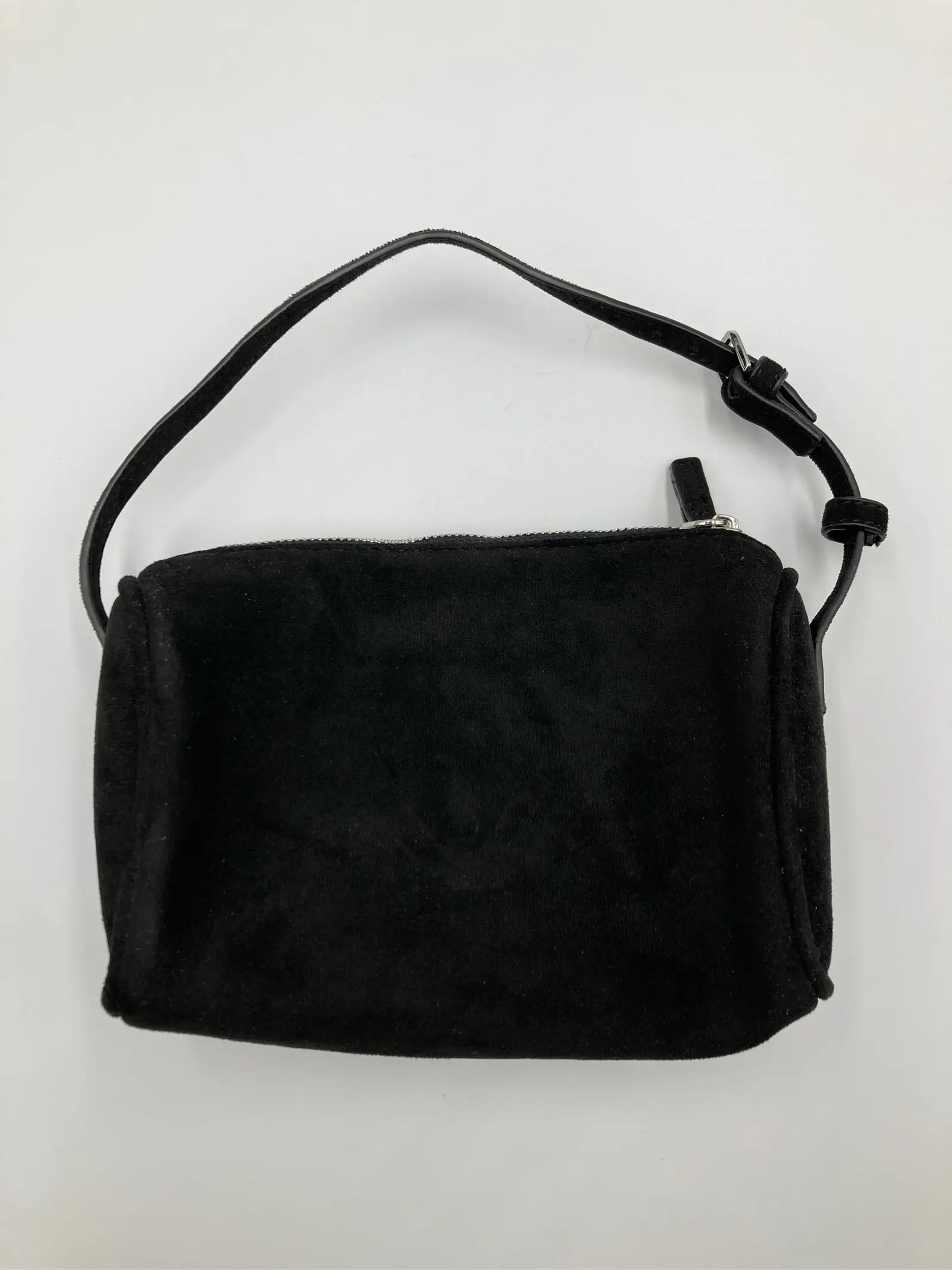 https://r2-worker.digdig.jp/product/2114ce27-579d-436c-a811-a5a730d403a6/4d4502fd-1f50-493f-af3c-7e99d4fb5f89