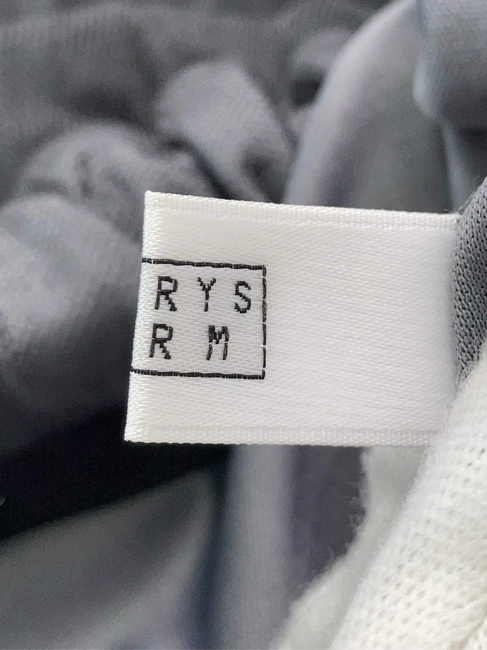 https://r2-worker.digdig.jp/product/213346af-bc83-4187-b0a9-8f40279efbd4/5f7e16c8-c9ea-4184-b259-7c56e69f7434