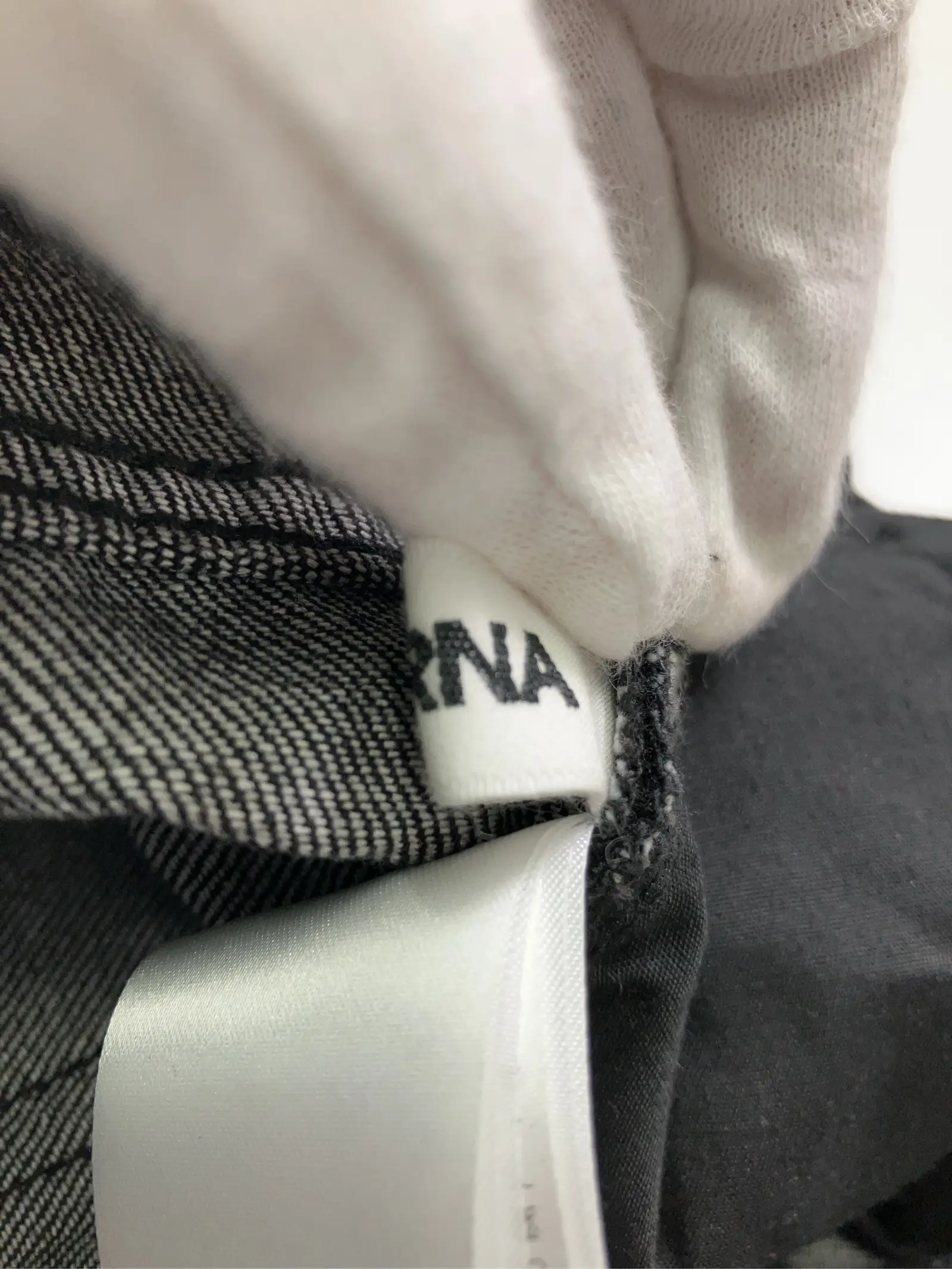 https://r2-worker.digdig.jp/product/215a2242-e580-4fac-87ea-48a95f15590f/def48d28-2776-4e09-bf8b-bb172327b1e6