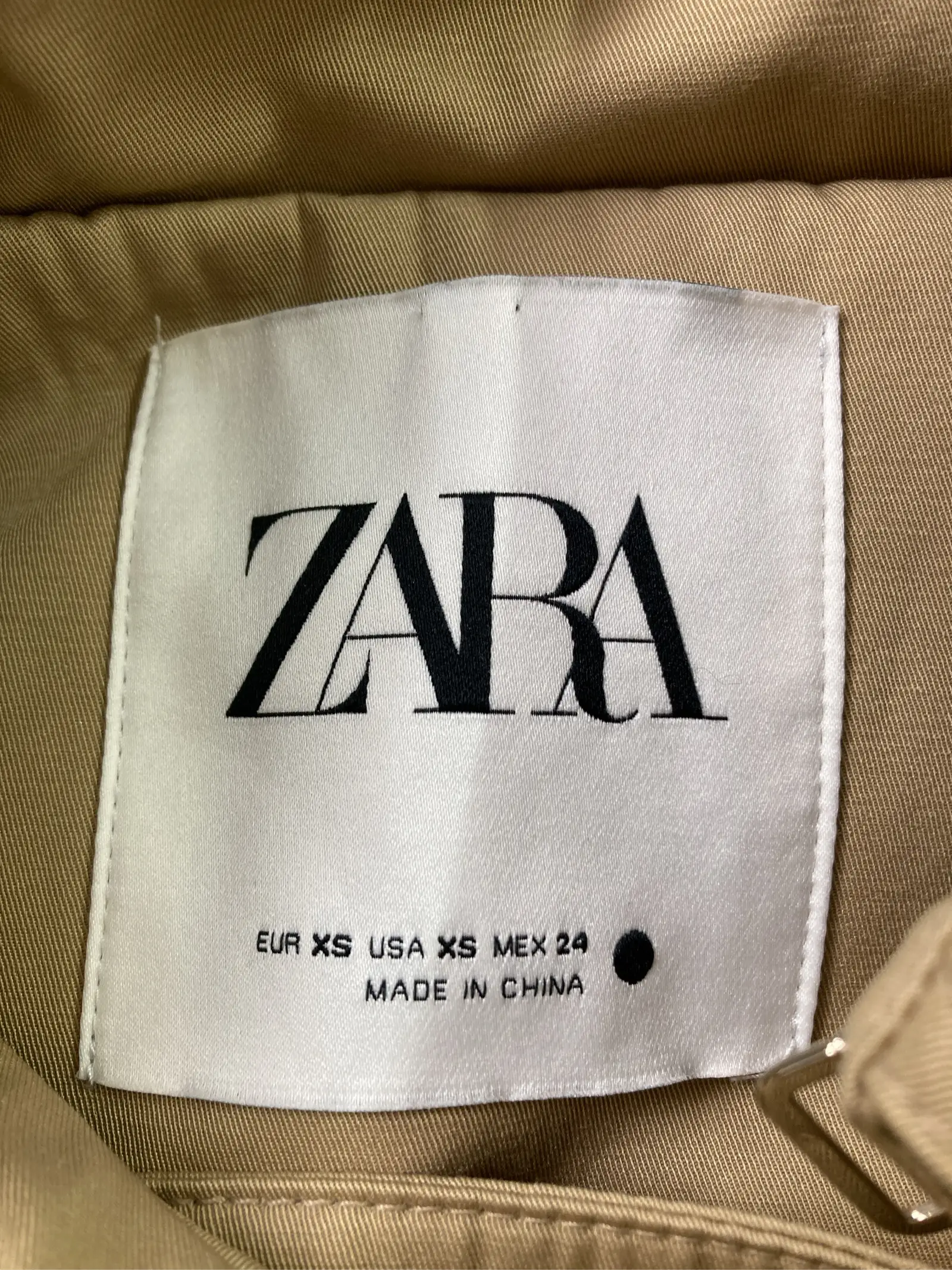 https://r2-worker.digdig.jp/product/216324e0-b116-4dad-af62-5351446c3b2f/9ef3e253-cae6-4684-964c-3032366f84ad