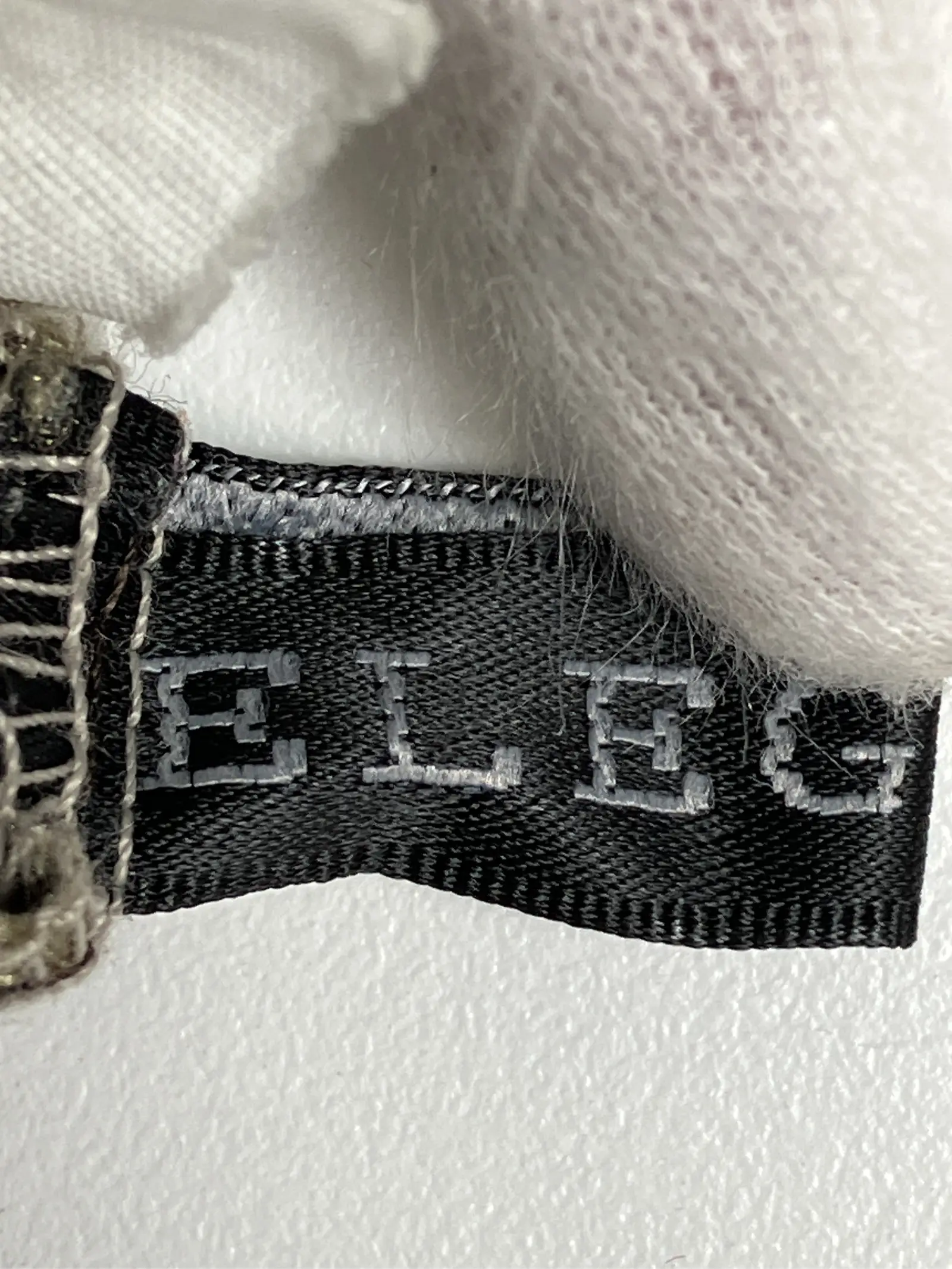 https://r2-worker.digdig.jp/product/21af8f83-ab83-4497-a07b-376850993a28/af156d69-22fa-4de4-b354-cc9957867101
