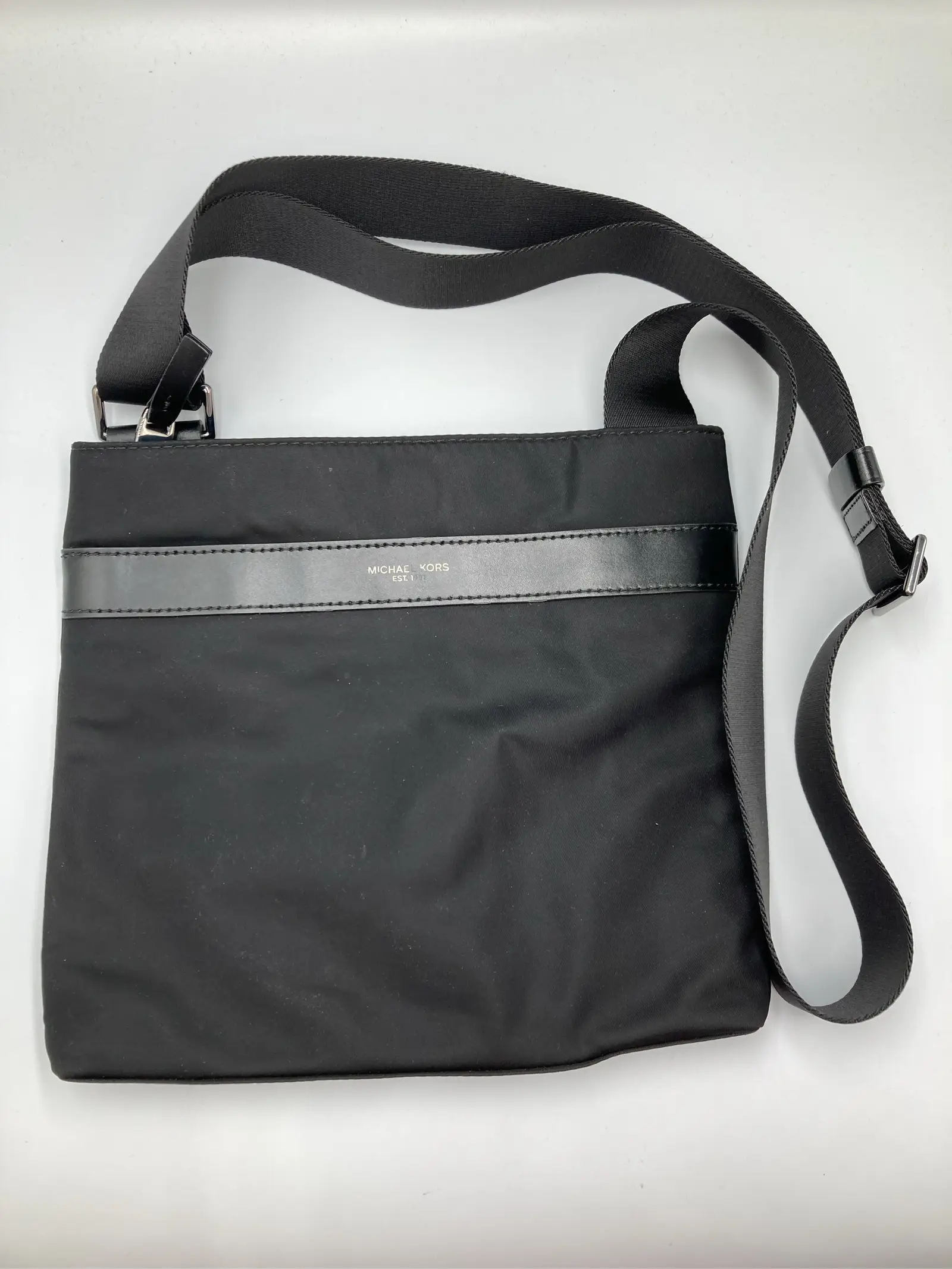 https://r2-worker.digdig.jp/product/221d7b8a-5228-403d-972d-3eaa5a76194e/19a3fb37-764e-44c0-8af7-6d83f7ccdde5