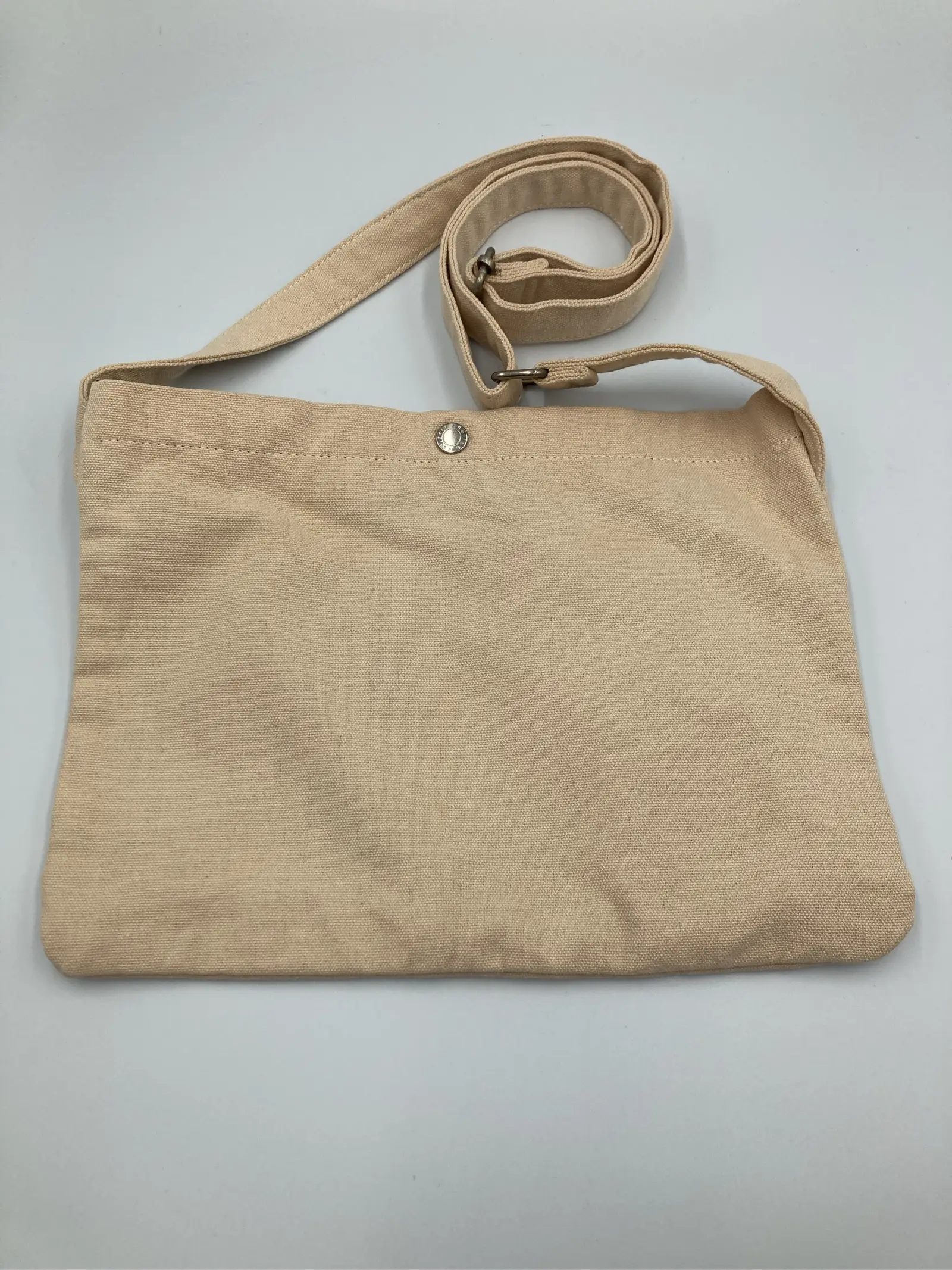 https://r2-worker.digdig.jp/product/223da3d5-d003-462d-b352-b8addf6c45e9/fc766b53-900d-49f1-a875-29908424a3c8