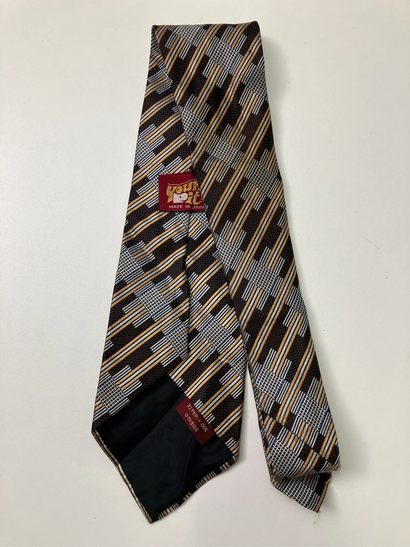 https://r2-worker.digdig.jp/product/238a9674-30d8-490a-bdc7-2e4f5ce48058/0cdfe46d-27a0-4457-b7b3-c47b9975bbd5