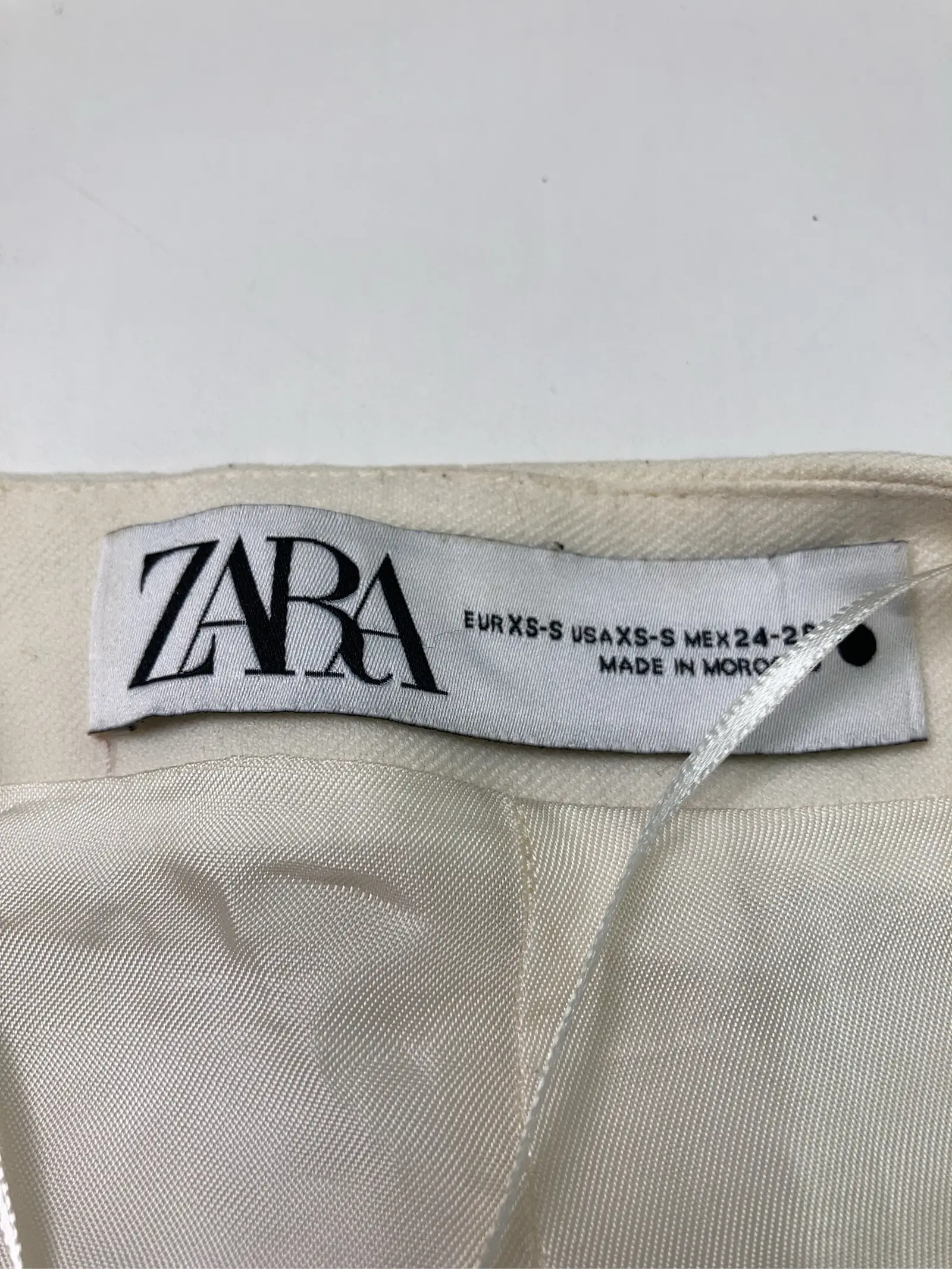 https://r2-worker.digdig.jp/product/23eeb6ba-d695-47f2-b53a-18801c05708f/a6a5afa0-7cd9-477c-a9ee-573fba25246f