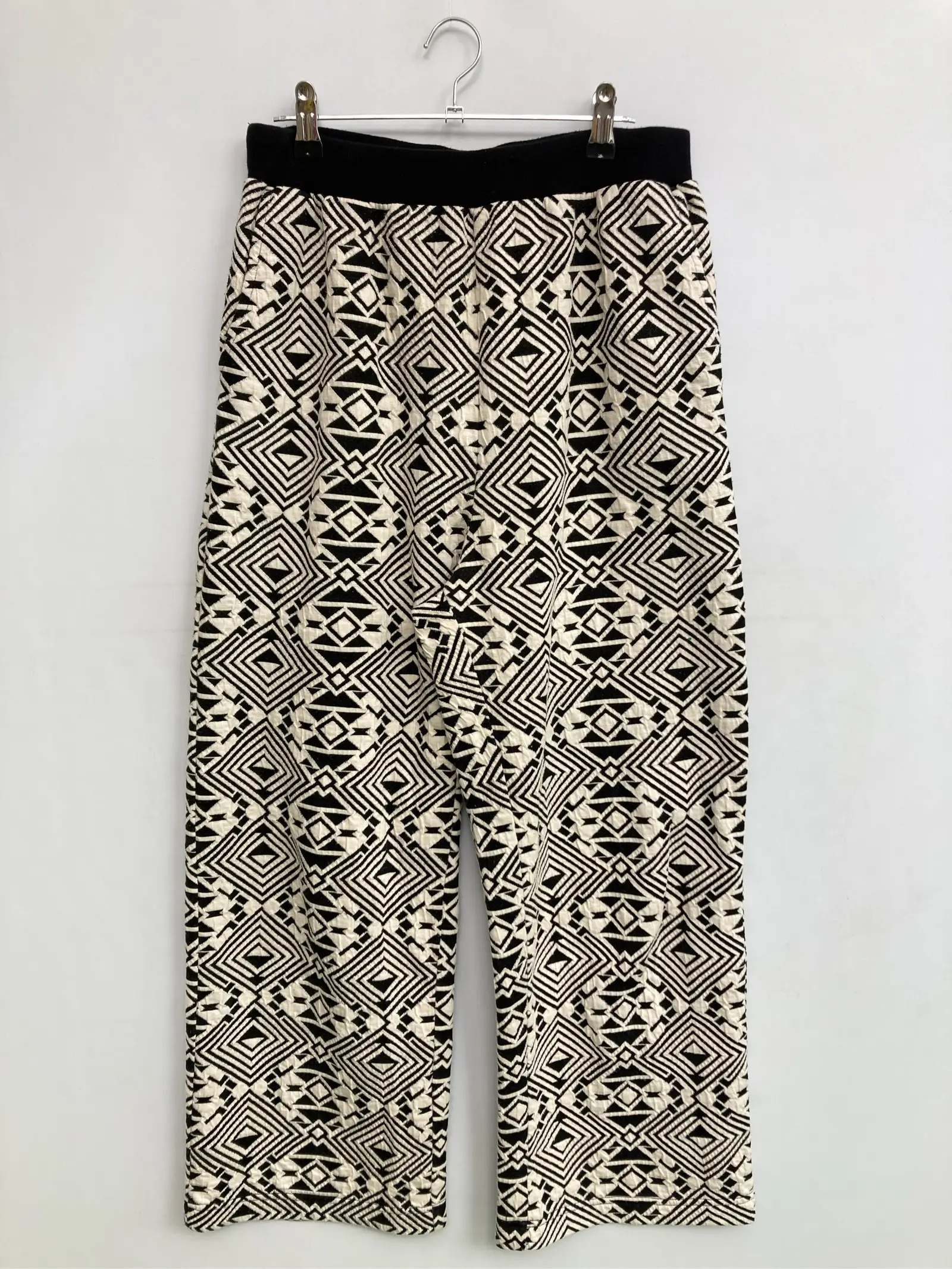 https://r2-worker.digdig.jp/product/2446da43-ce7c-4778-8f04-785fcbaf27c4/fc1b16bc-67be-43c6-9d2c-bb9219806c3b