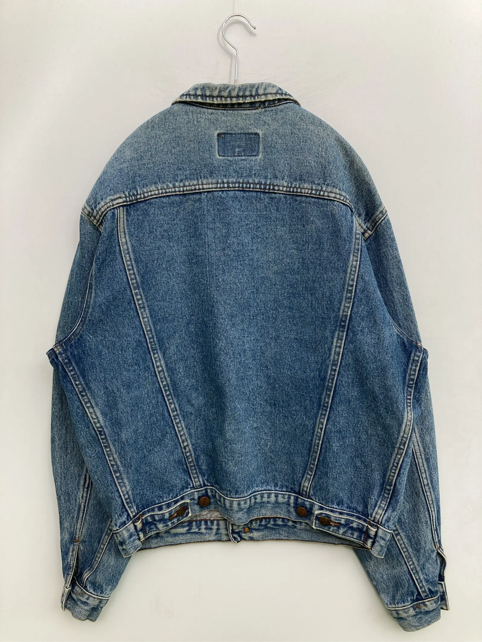 https://r2-worker.digdig.jp/product/246b037a-e95a-47d9-b6a6-2fe1110572fb/b9725176-0cd2-4103-aed3-f8d63c7e10cd