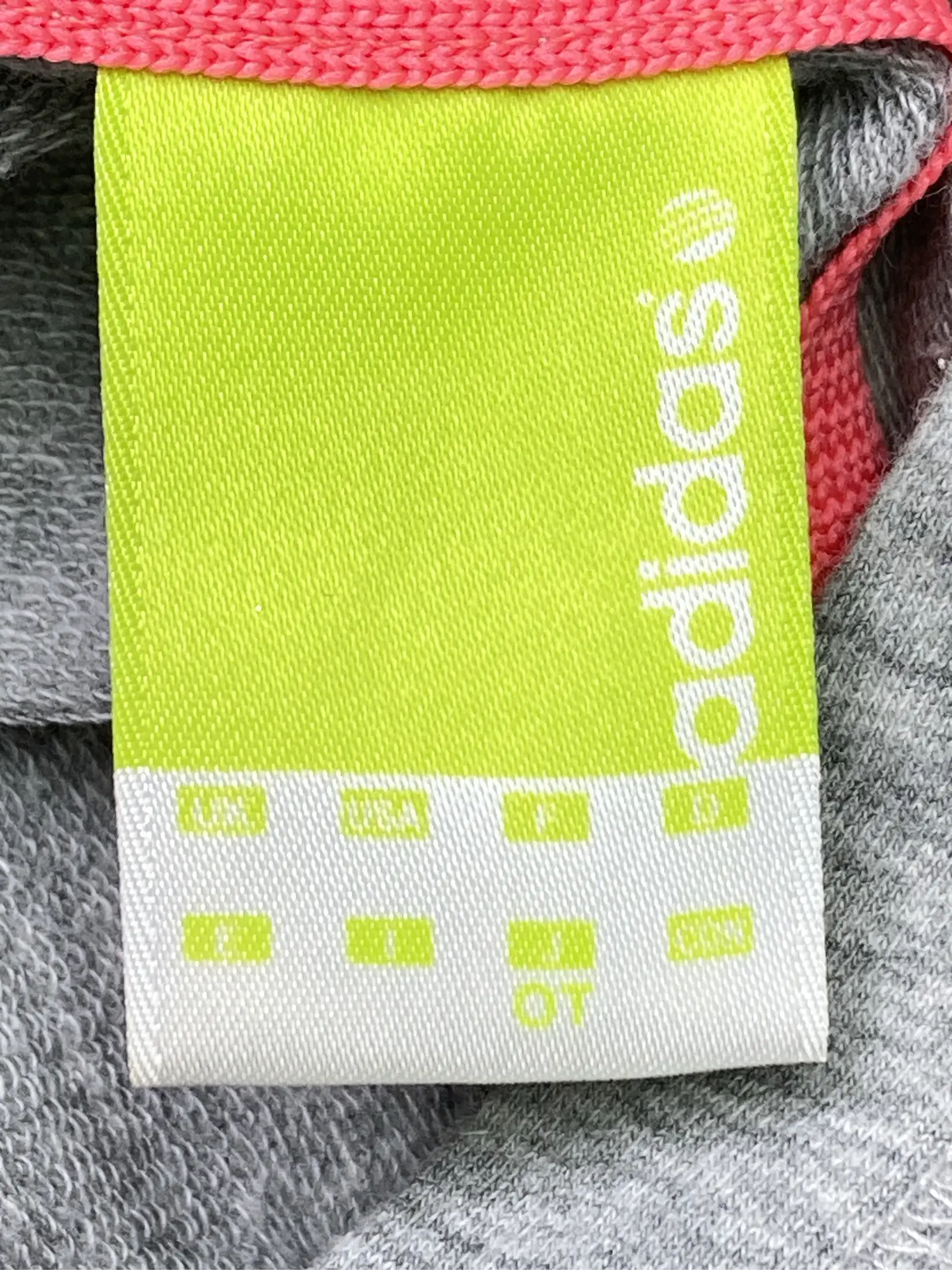 https://r2-worker.digdig.jp/product/2478dbee-8d04-4132-8ee4-6cce9ab08170/9cfdbdd2-00ac-4cbd-b537-263140558e42