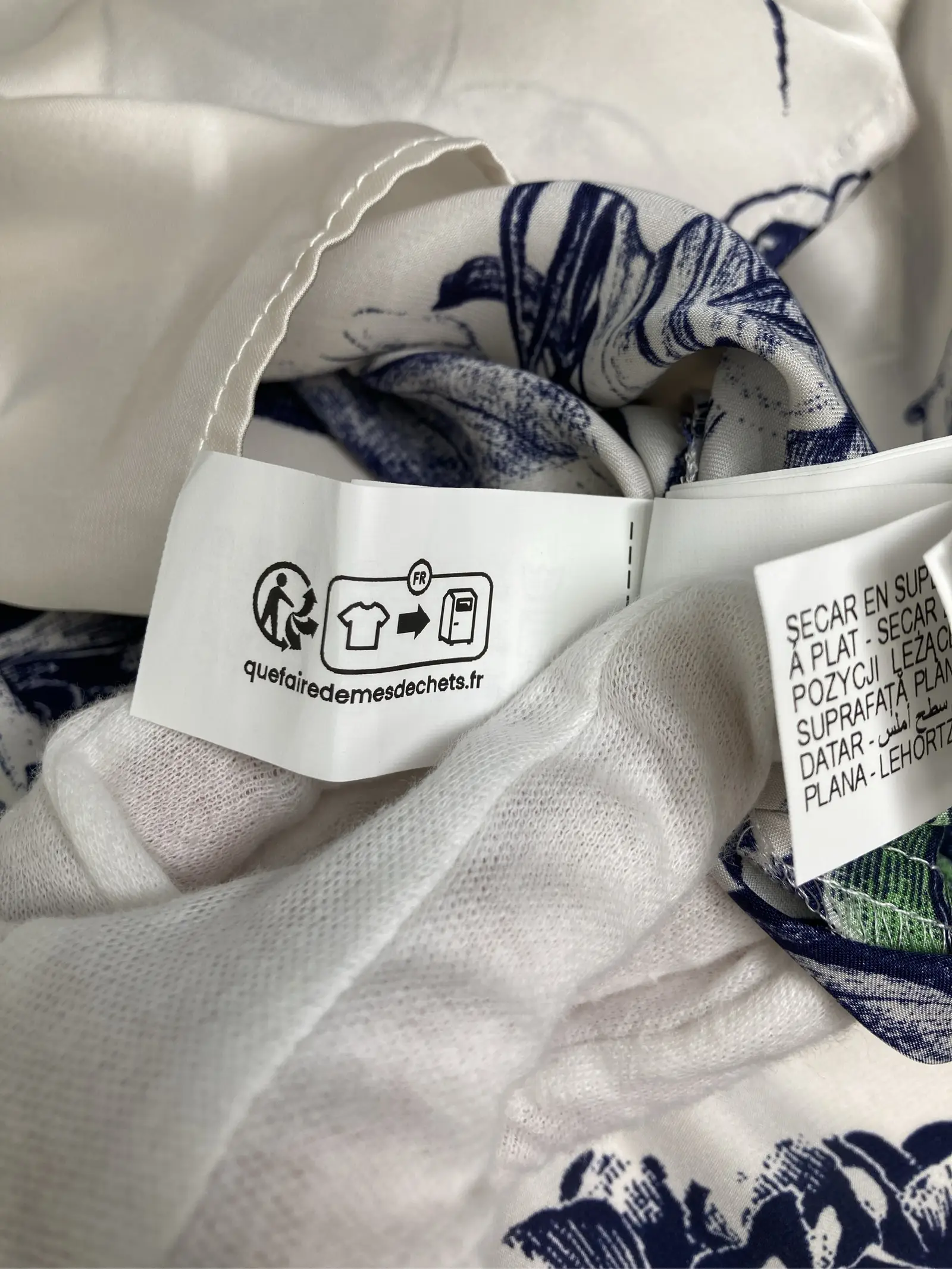 https://r2-worker.digdig.jp/product/24b7172d-6d65-40b3-a3b3-6764db41050b/23185ce3-1980-4582-8637-b7d165449522