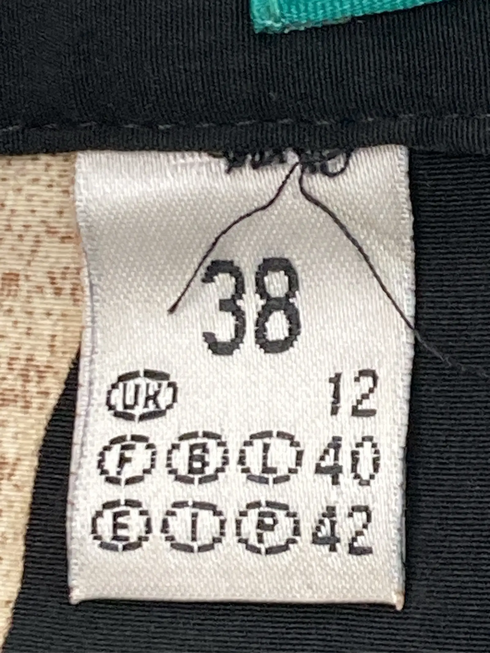 https://r2-worker.digdig.jp/product/24fa6d66-f013-41fc-bf00-adef12a60352/69461fa0-b85f-4ba4-898f-079c0d59b433