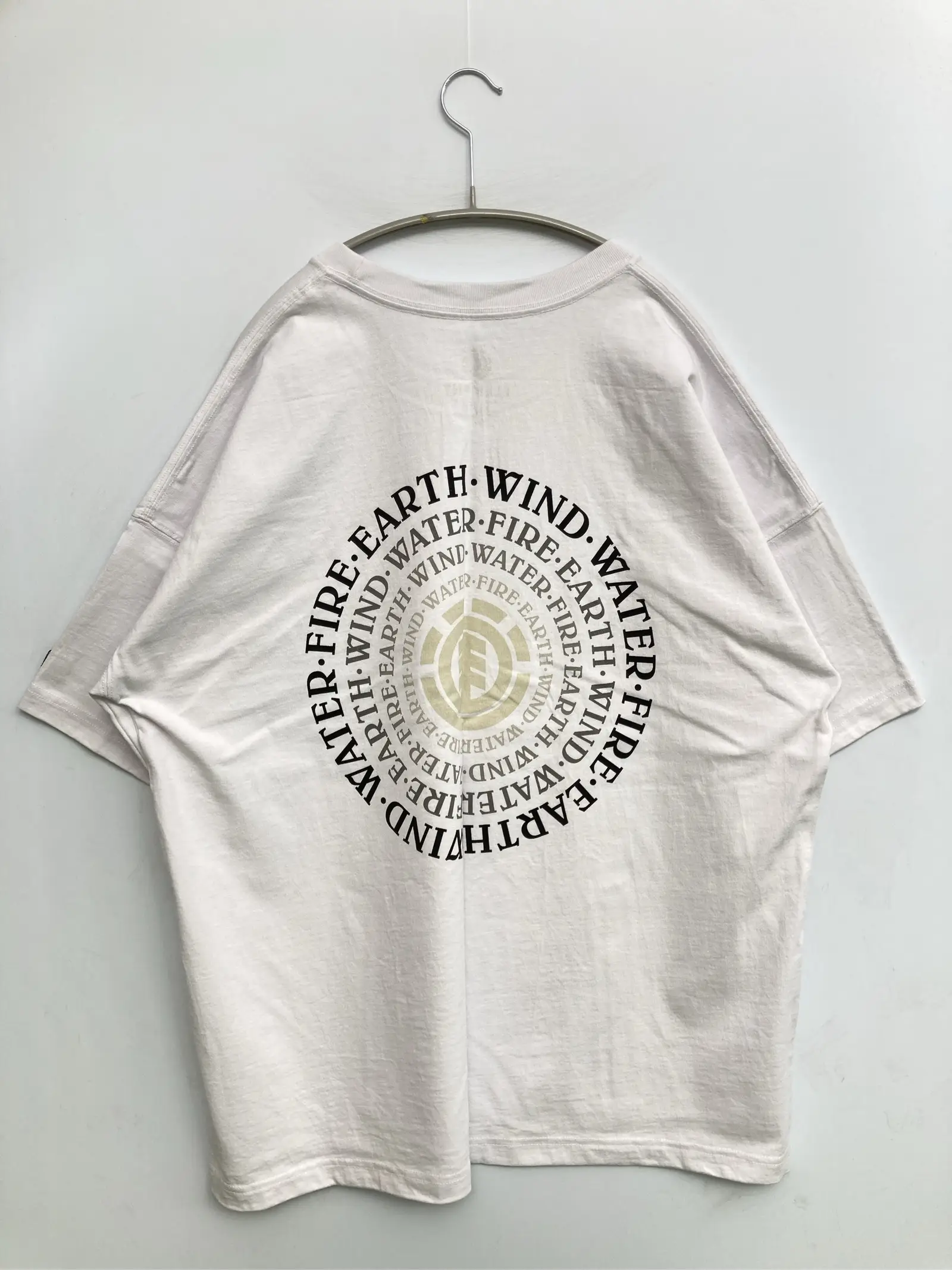 https://r2-worker.digdig.jp/product/25a23a9a-2fc7-4f88-ae5f-f70fa2d4a52b/d04a1794-0efa-4fbe-a9cc-356dba7bbd51